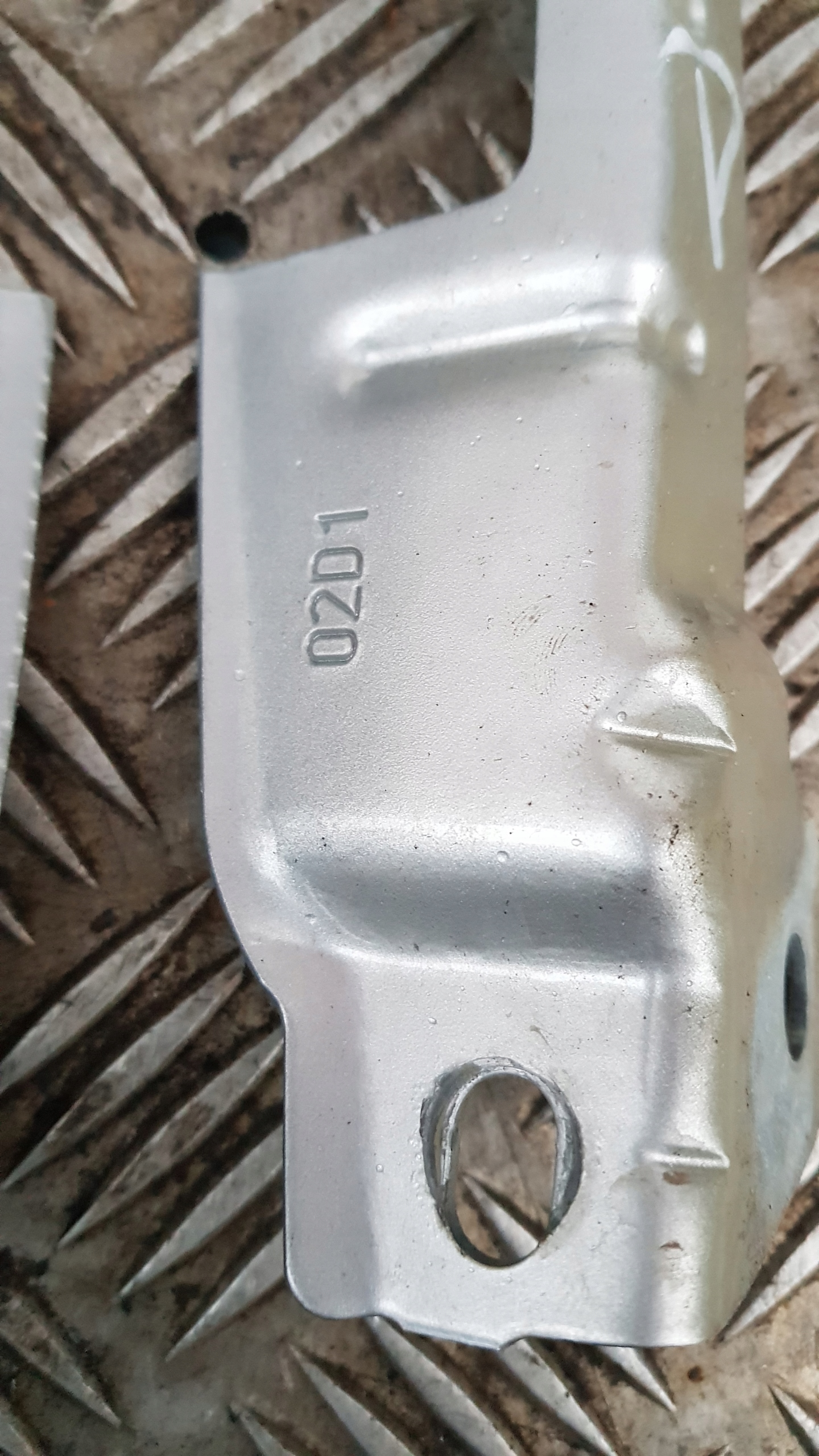 CITROEN C4 and PICASSO console of a fender left right front EZRC