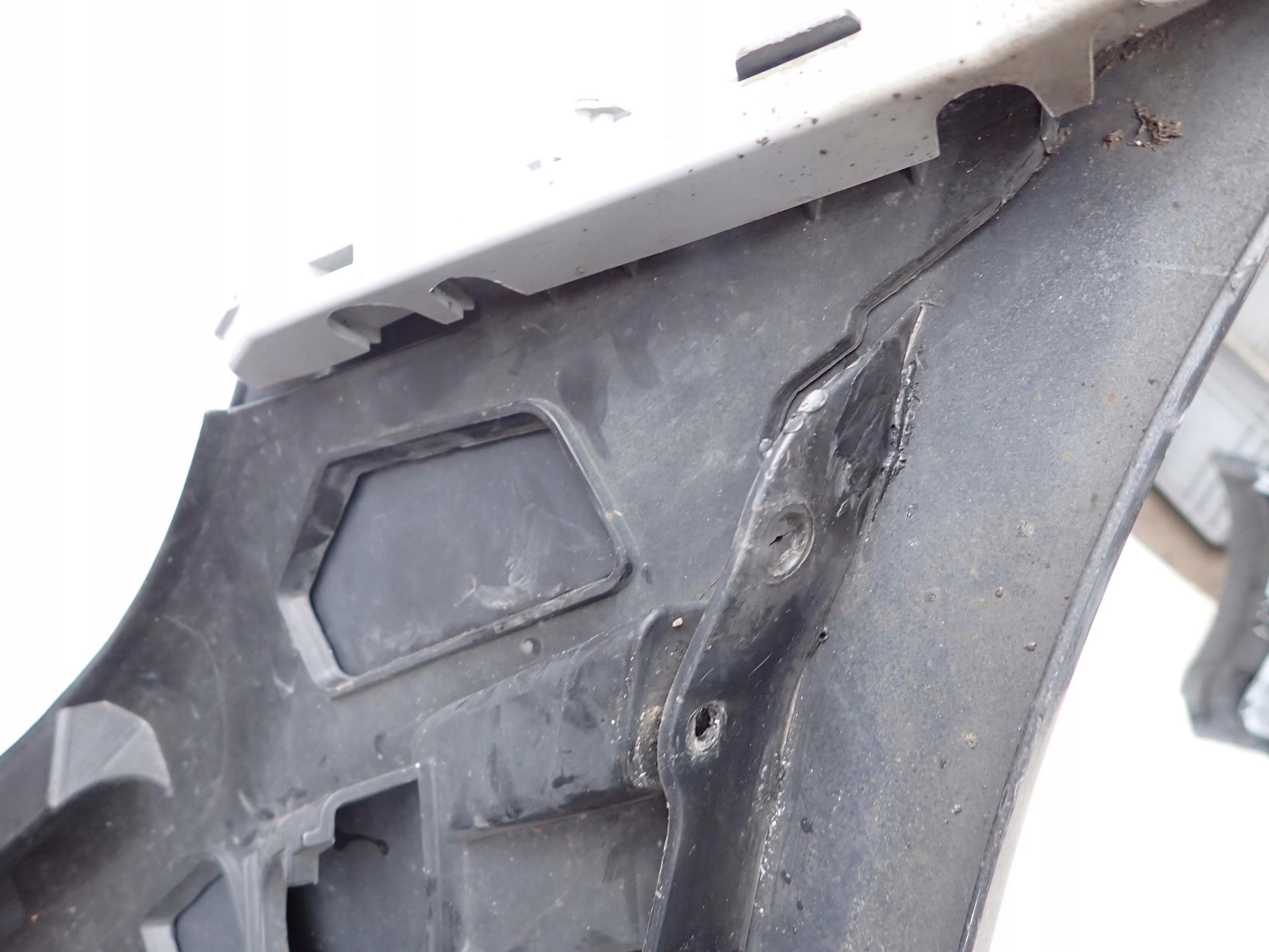 MERCEDES E-KLASA W213 16-20 bumper front front PDC
