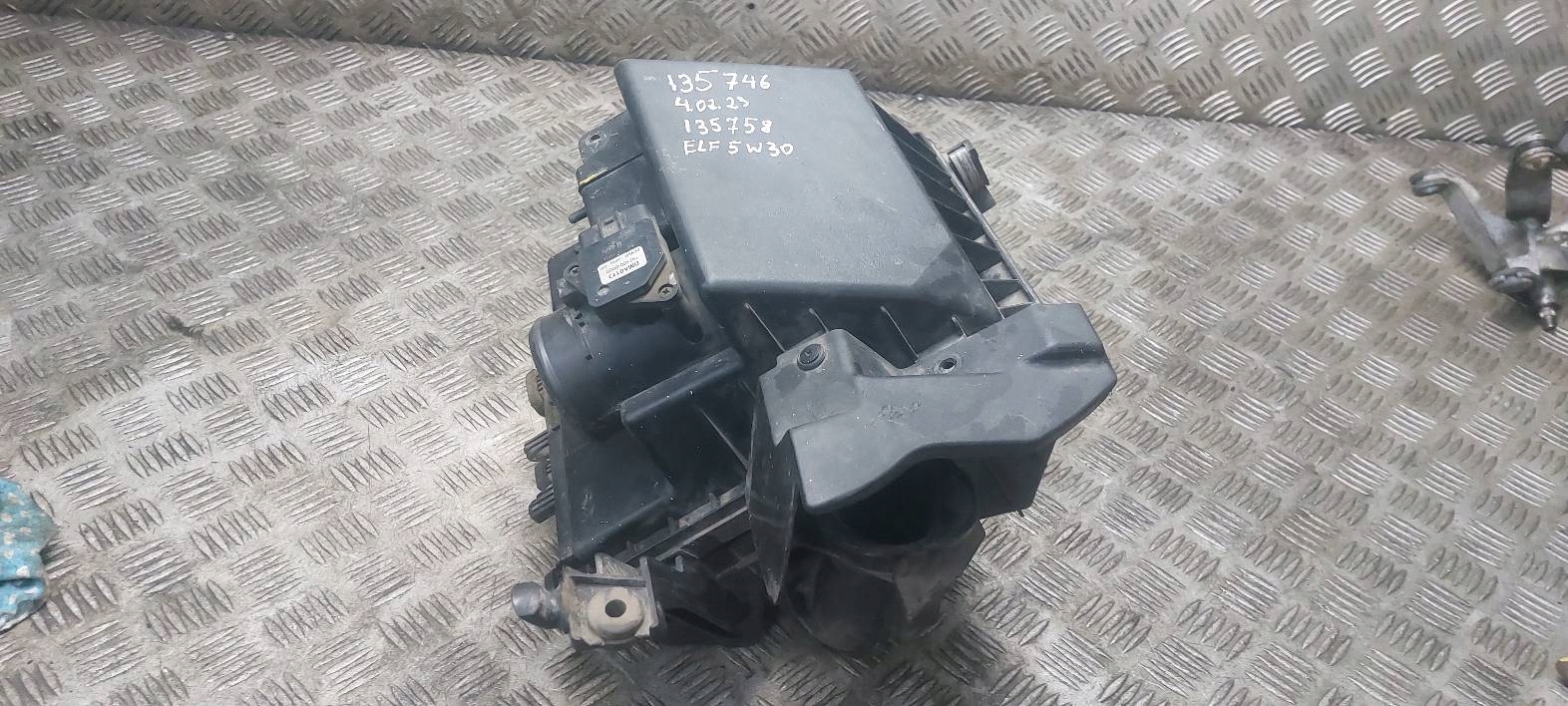 Gehäuse filter luft + Luftmassenmesser MAZDA 5 und CR 2.0 CITD 197400-6020