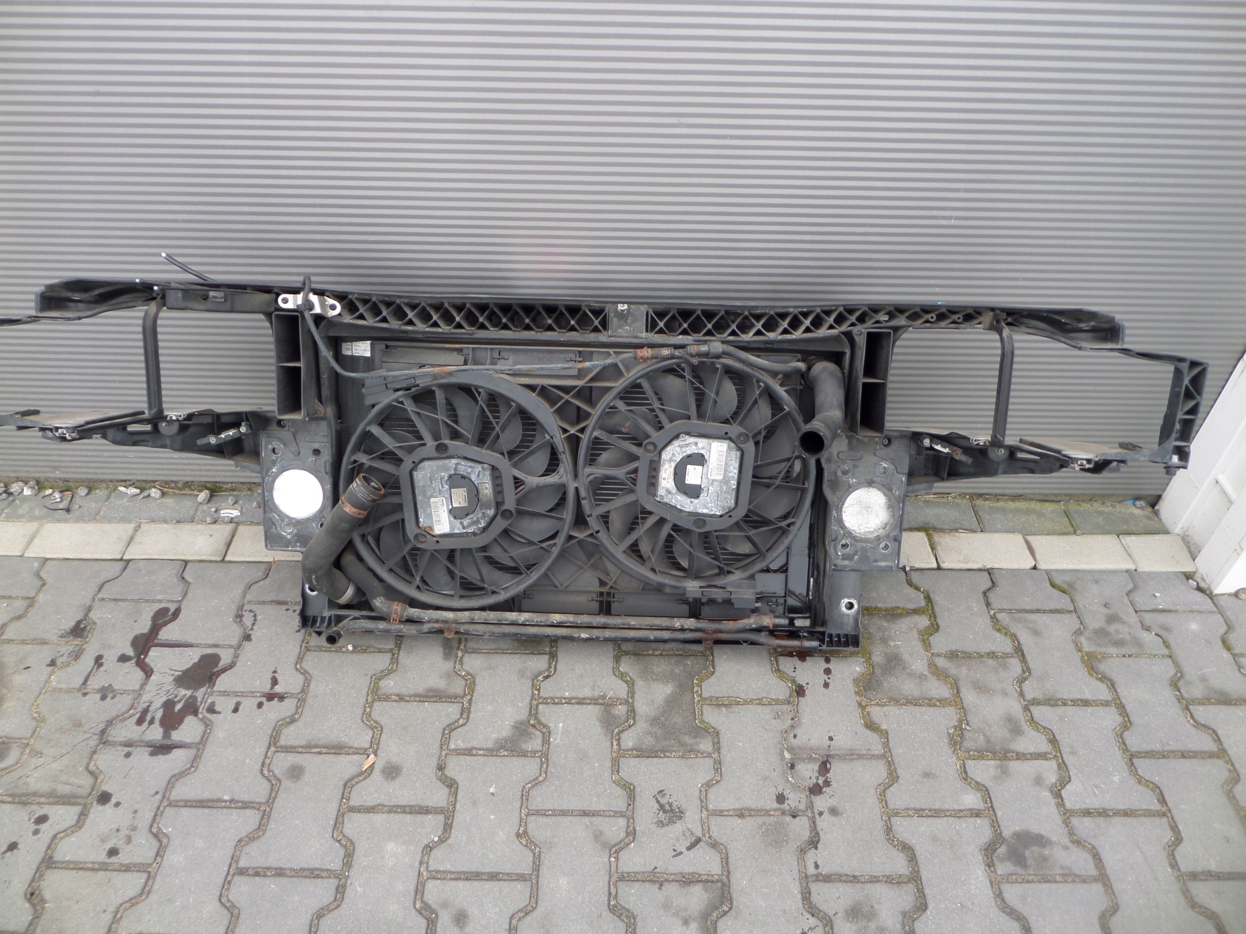 AUDI A8 D3 LIFT 6.0 W12 support panel for radiators pillar iron radiator KOMPLET