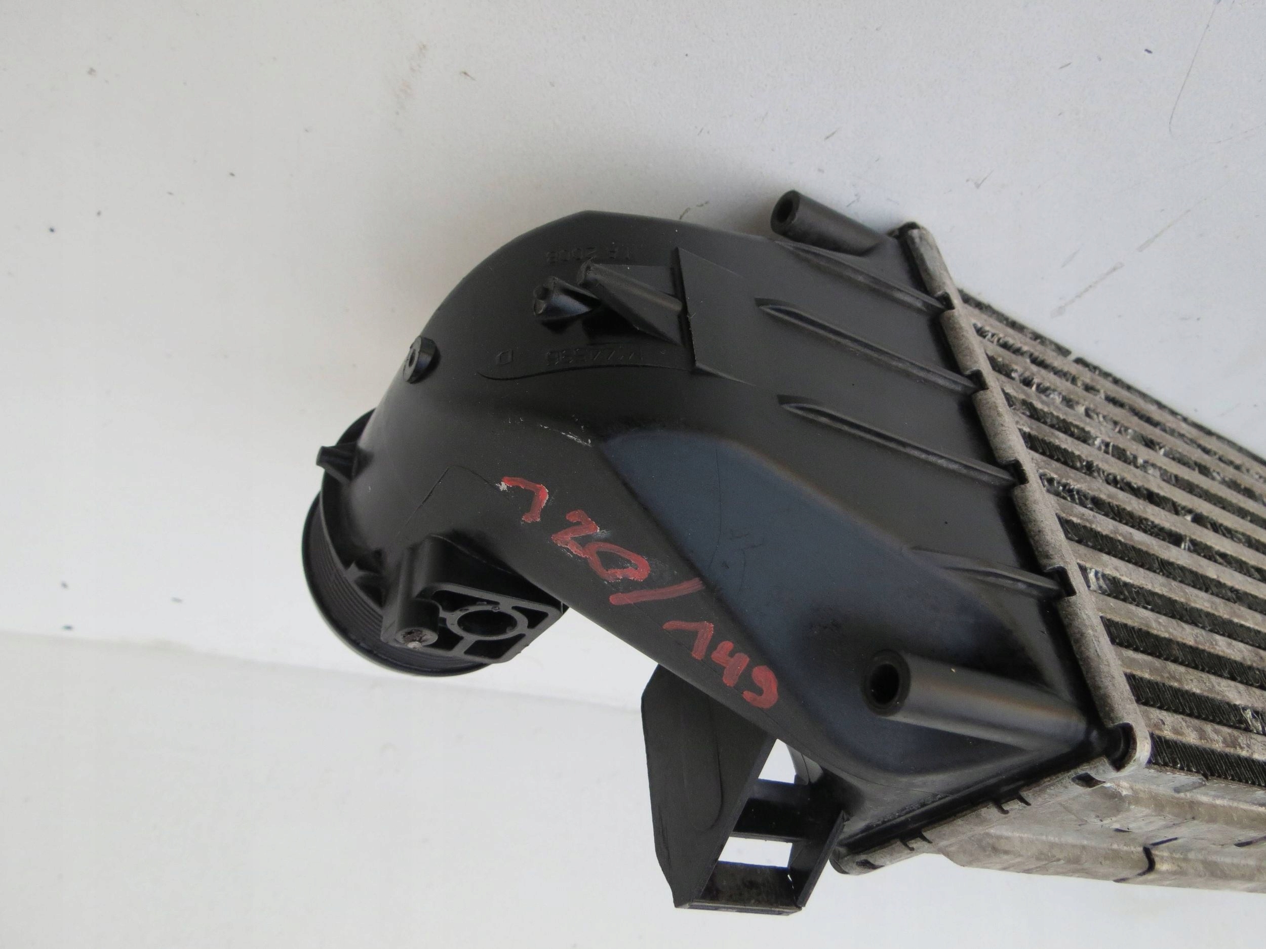 Radiatore / Raffreddatore radiatore intercooler VOLVO XC60 e 2.4D5 215KM AWD 31338475