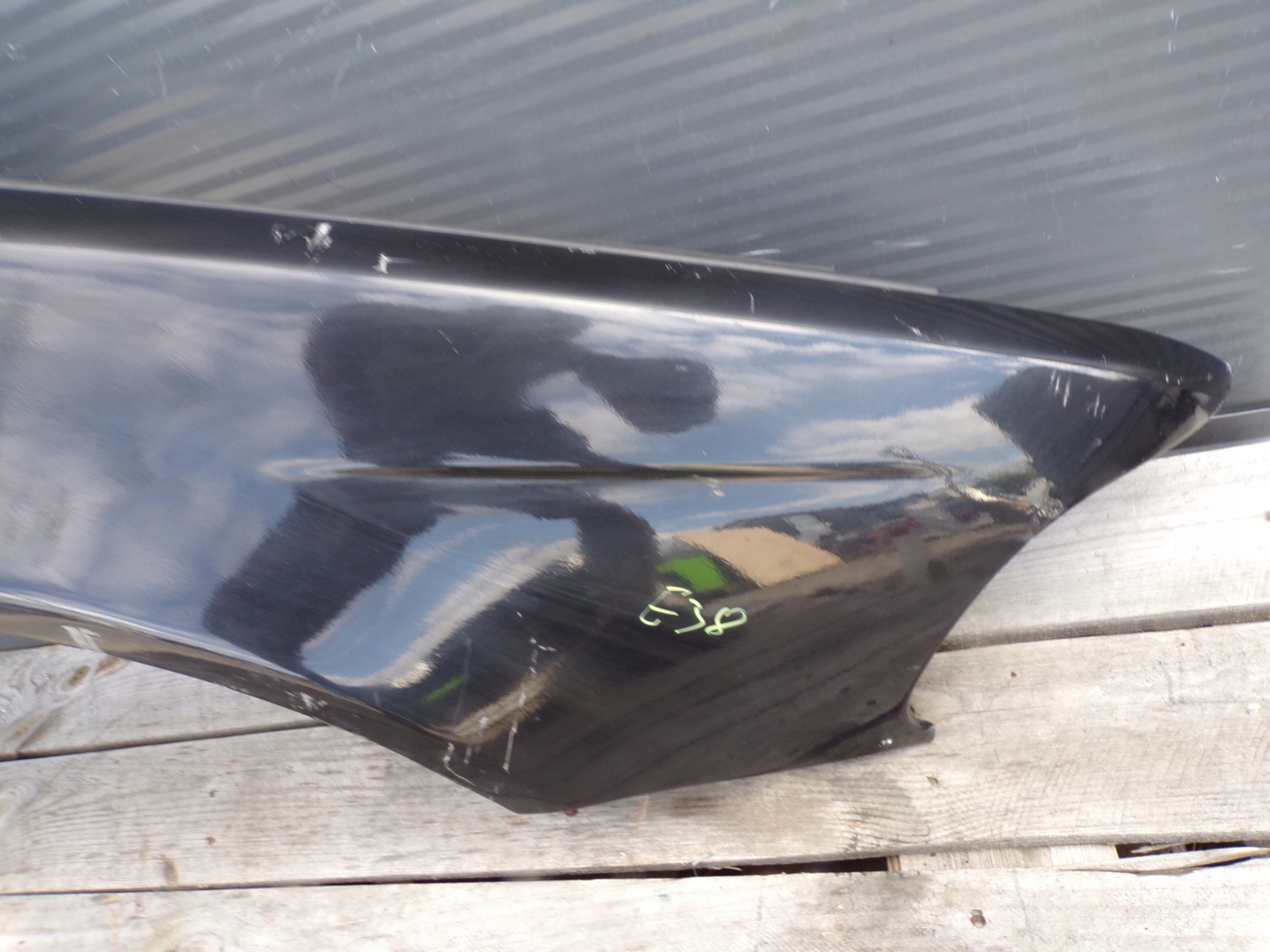 fender right front BMW E38