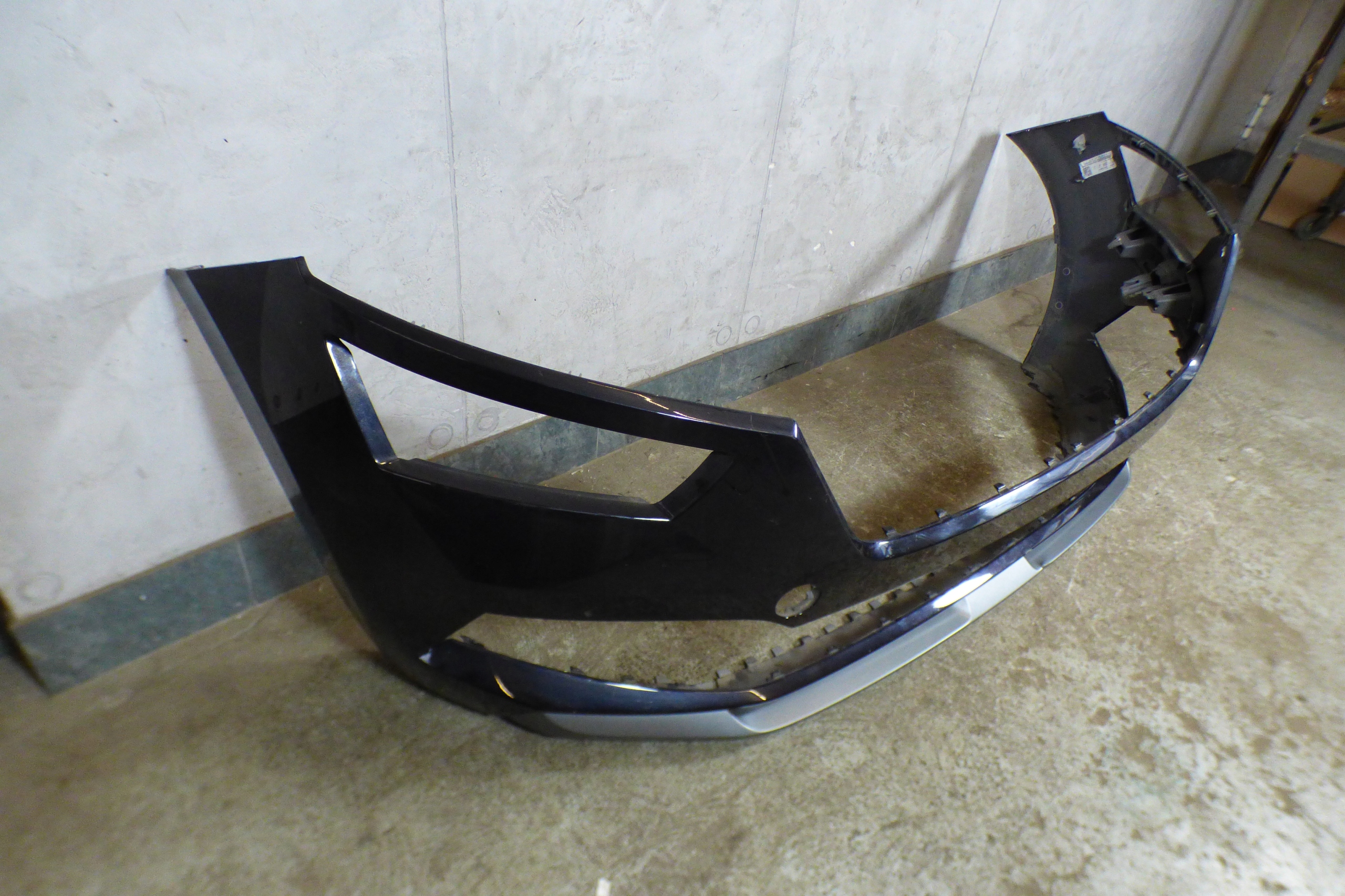 bumper front 658807221 SKODA KAMIQ