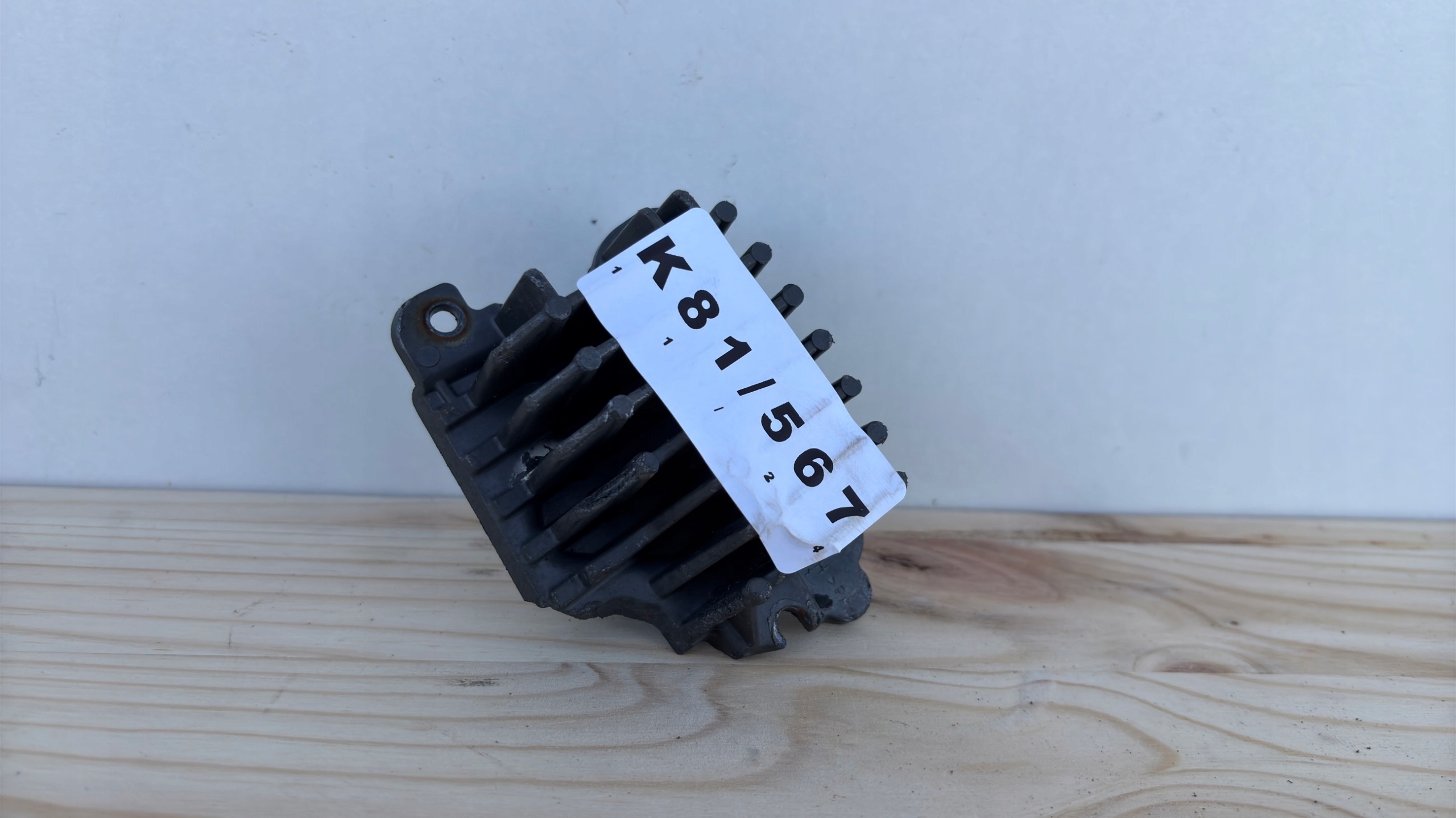 TESLA 3 MODEL Y control unit module lights LED JEZ B109037-B K81/567