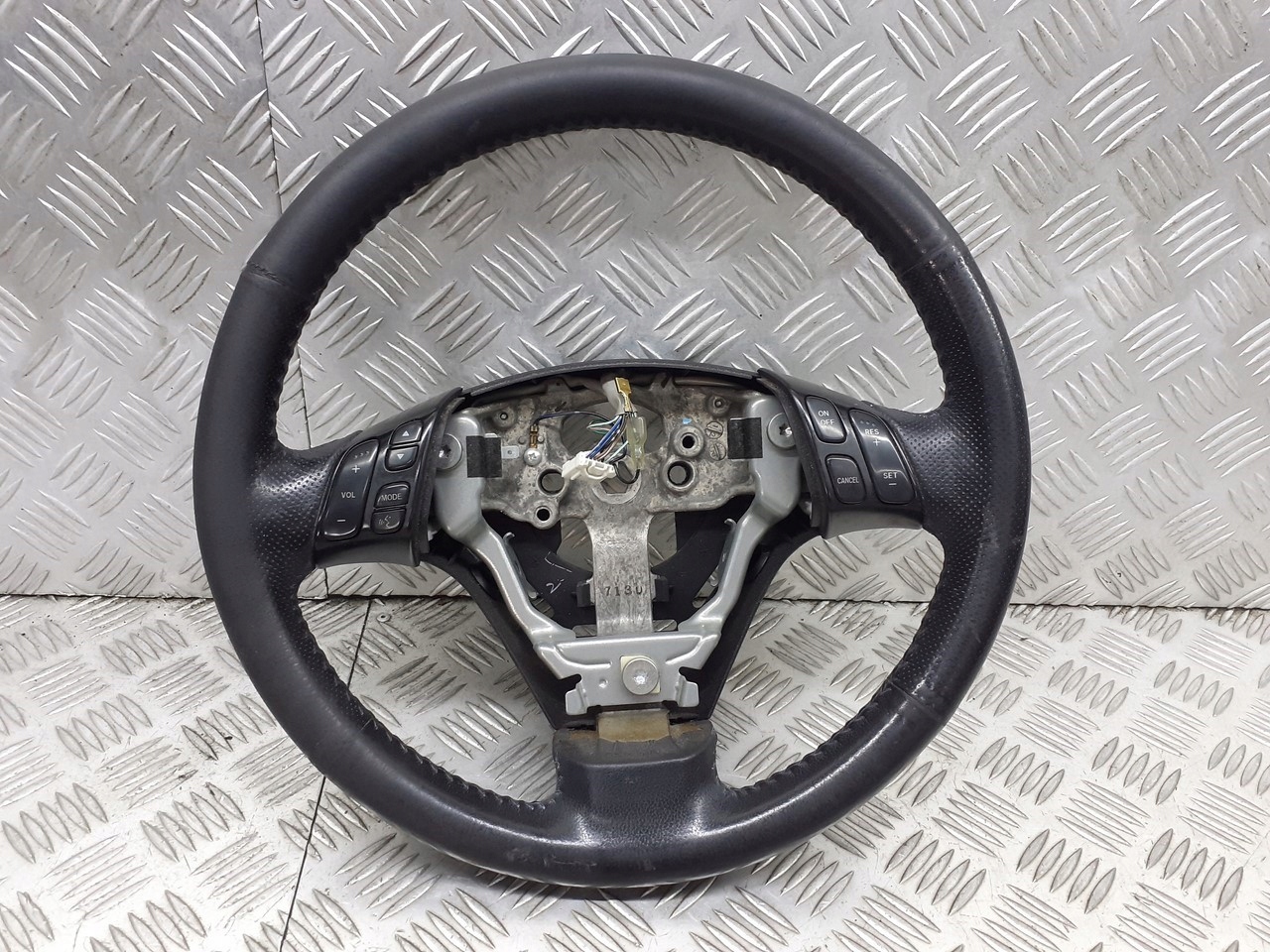 руль mazda 3 BK 1.6 X