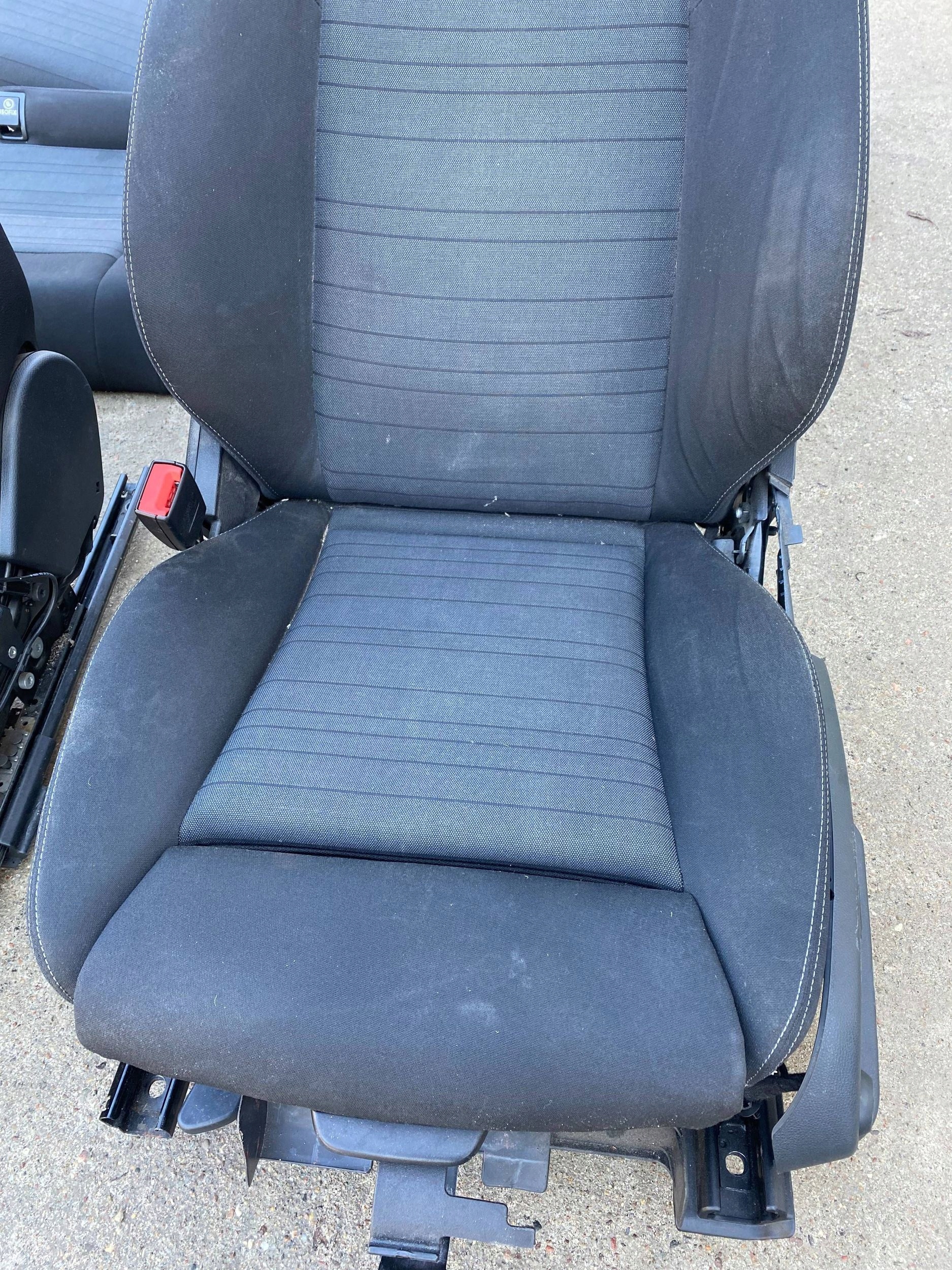 MERCEDES C W205 KOMBI Sitz Sitze vorne EL. Sitz EL. heck ISOFIX
