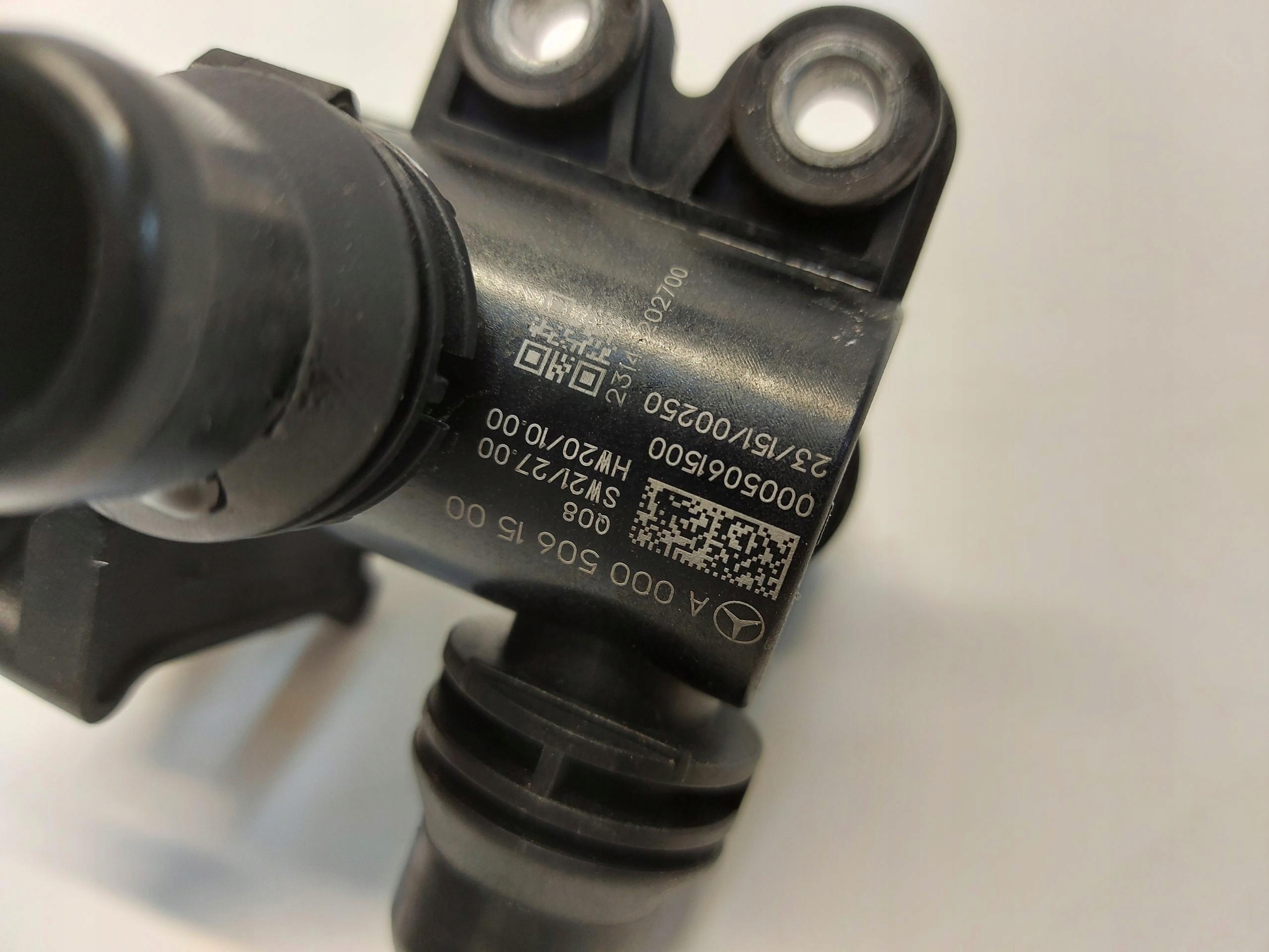Mercedes EQA 250+ W243 Sensor des Wassers Pumpe