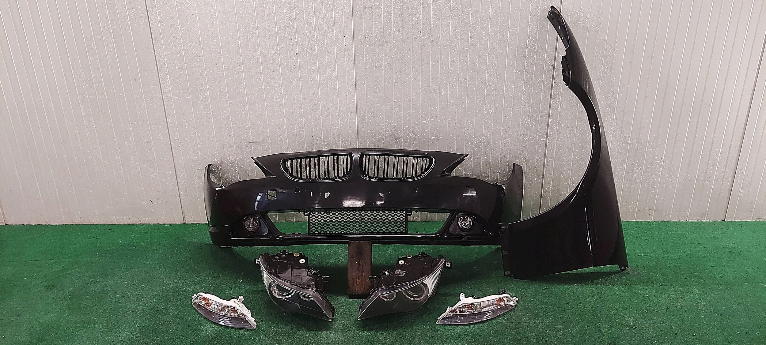 fender left front BMW 6 E63 E64 03-10 original LAK:475 BLACK SAPHIRE