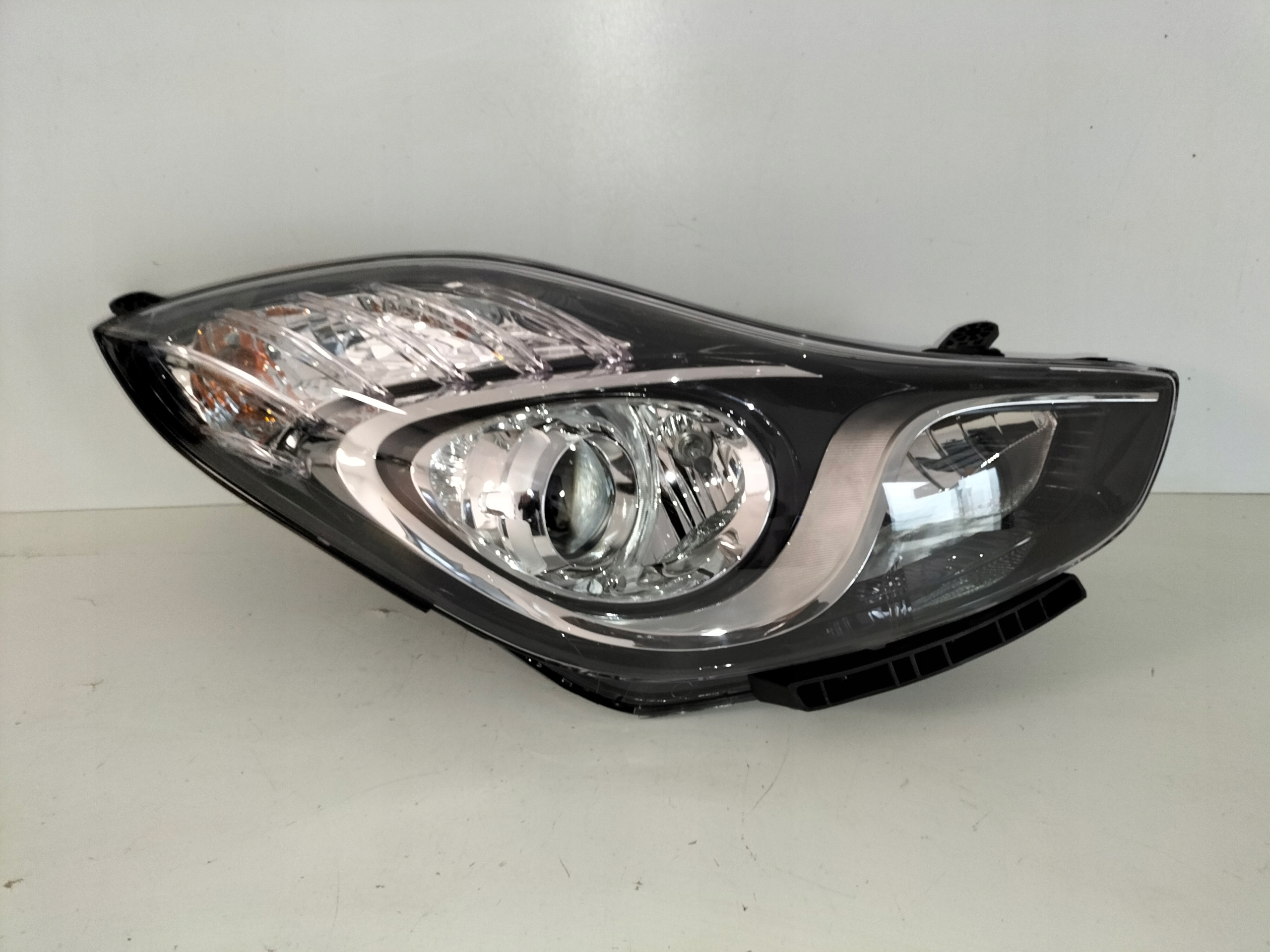 light front reflektor right HYUNDAI IX20 10-15