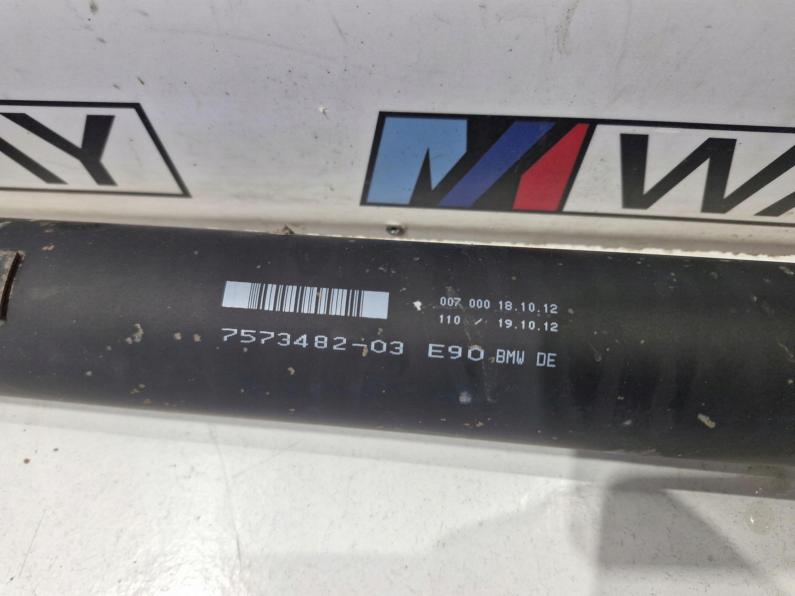 7573482 BMW E84 E90 E91 E92 kardántengely far