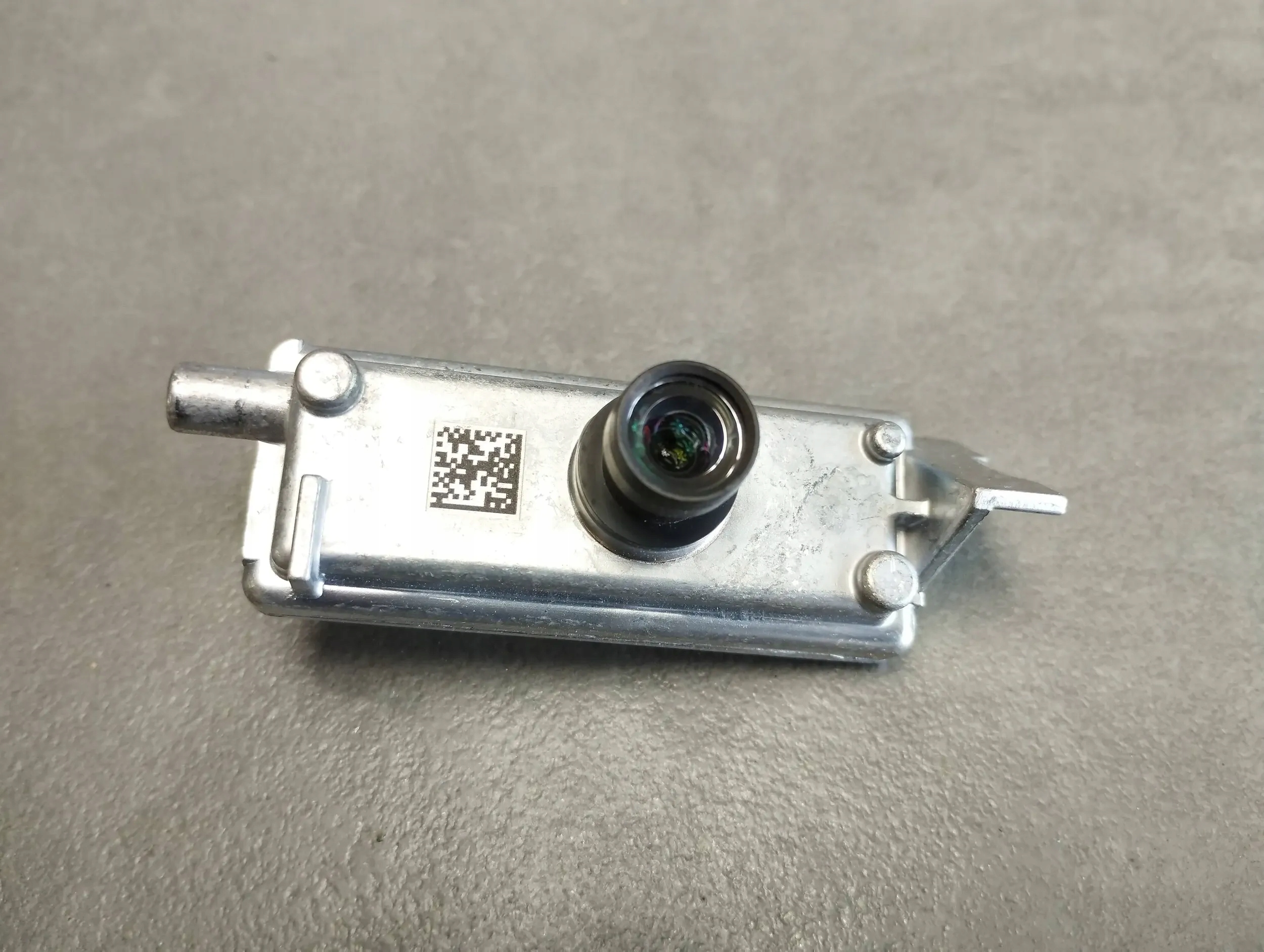 VW Amarok II KAMERA rear part ML3T-19H406-BC