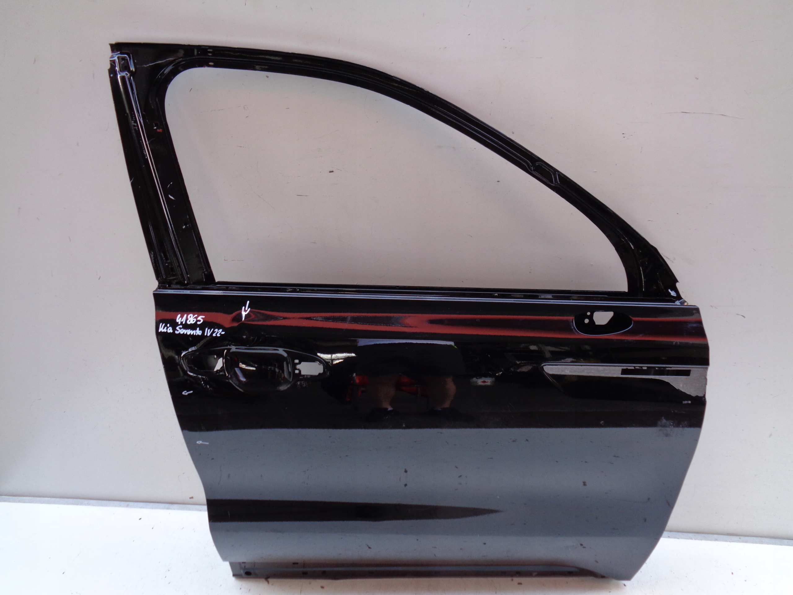 door right front KIA SORENTO IV 20- NR 41865