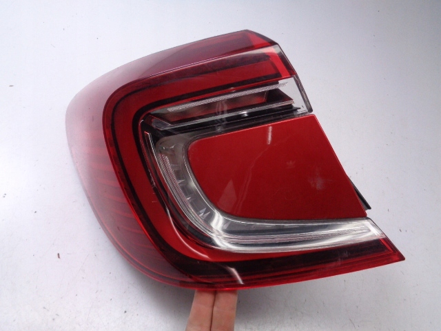 LAMPA LEWY TYŁ RENAULT CAPTUR II 1.3 TCE AUTOMAT 2020 ROK Producent części Renault OE