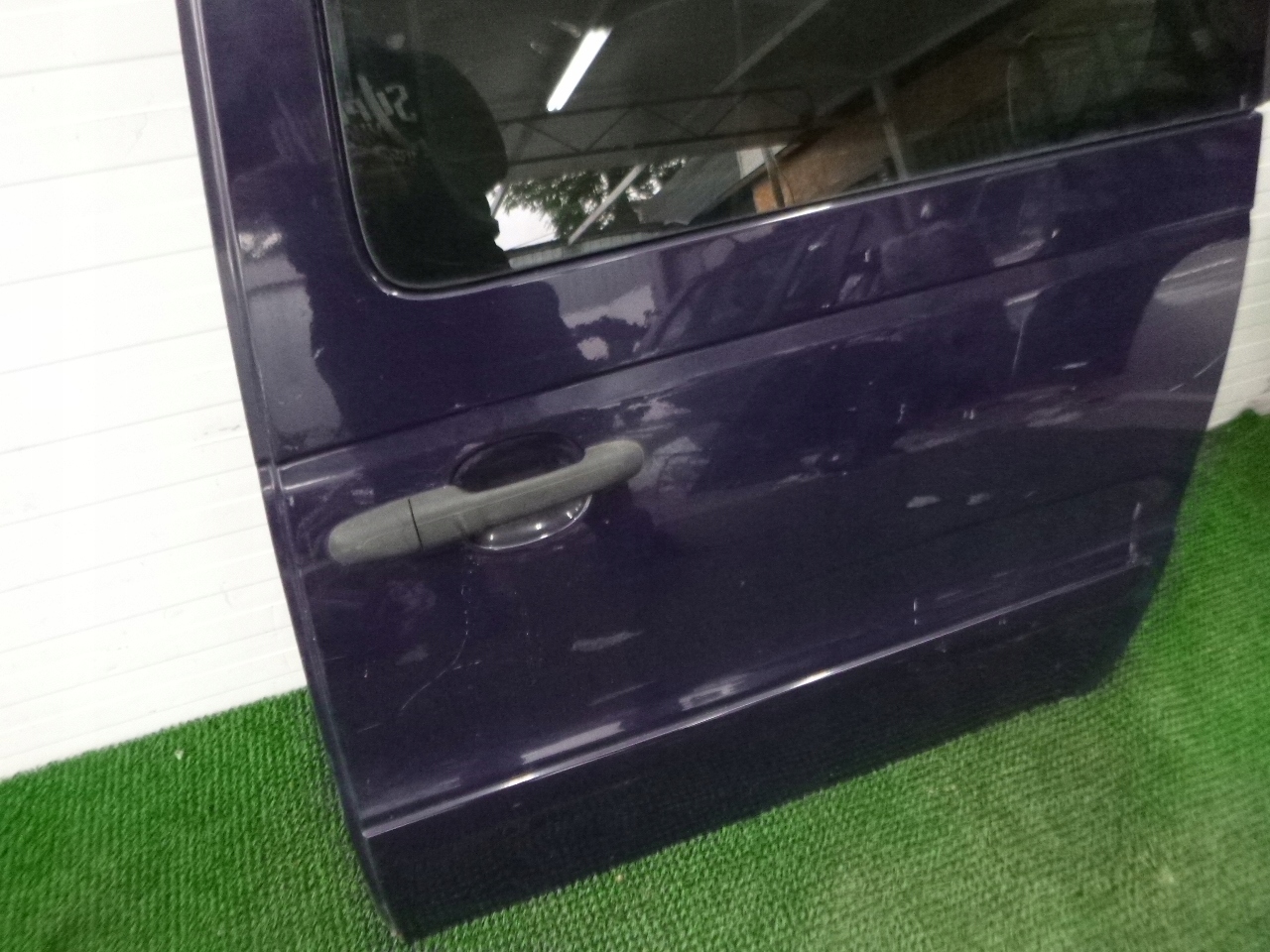 MERCEDES VANEO W414 door rear. left rear part side