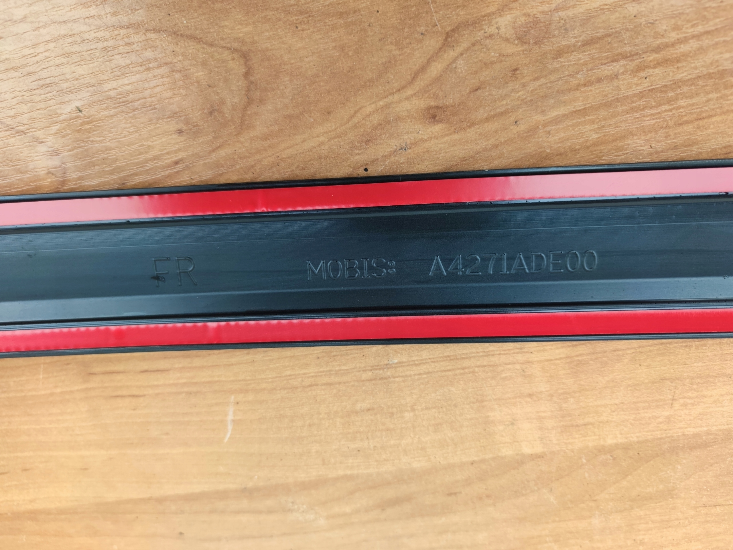 KIA CARENS 4 IV right moulding LISTEWKA door front