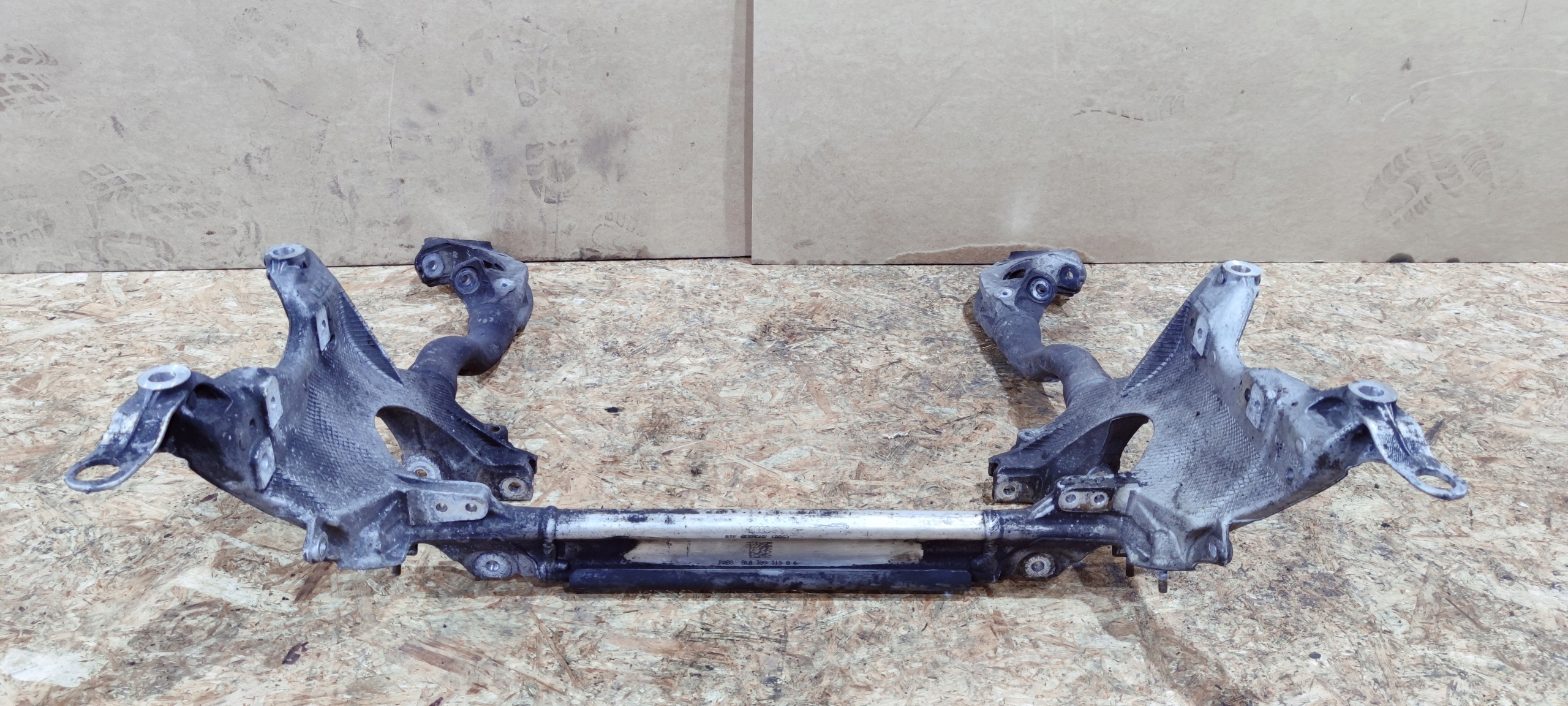 TRAWERS axle beam front AUDI A4 B8 A5 LIFT 8K0399315G