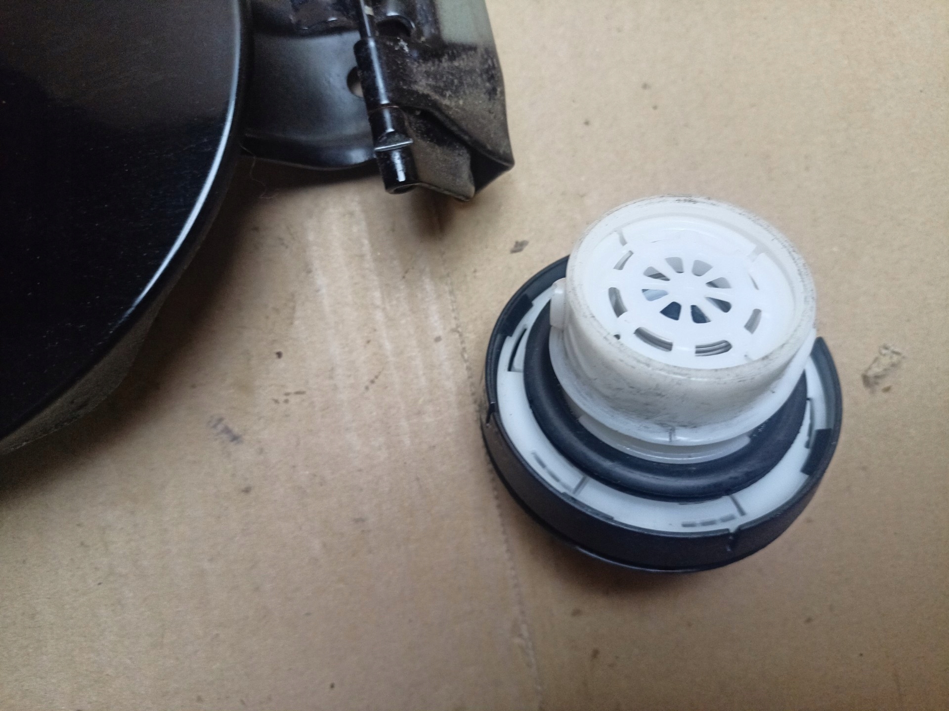 Volet trappe carburant Carburant Mazda CX-9 facelift 2009