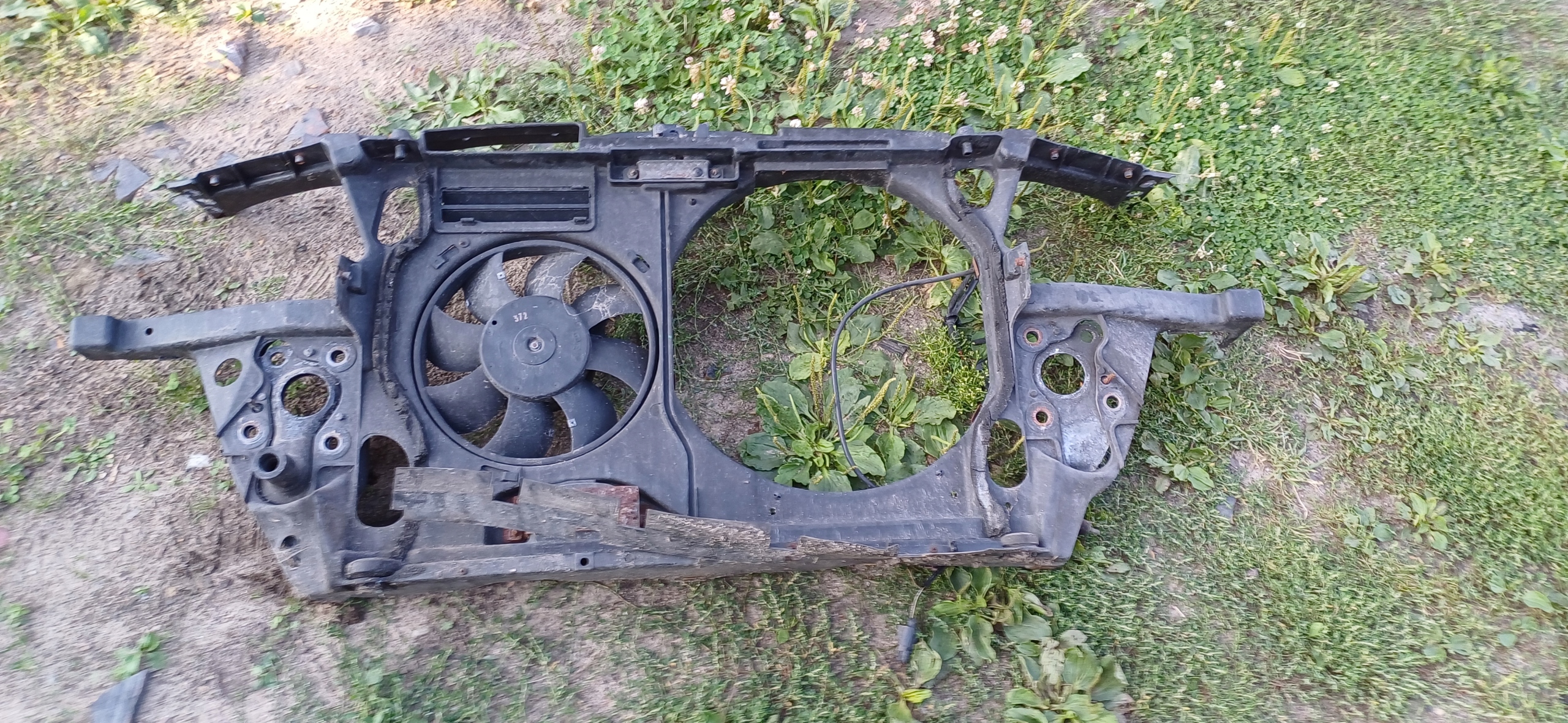 AUDI A6 C5 support panel for radiators pillar LIFT