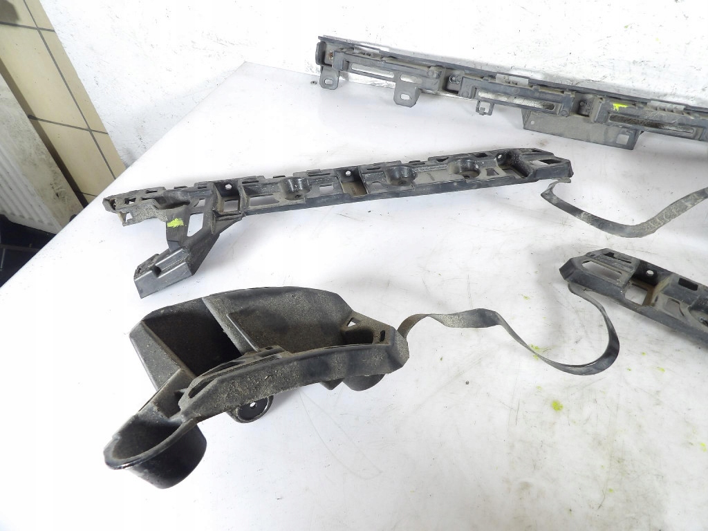 OPEL ASTRA K KOMBI supporti Paraurti posteriore 13426392