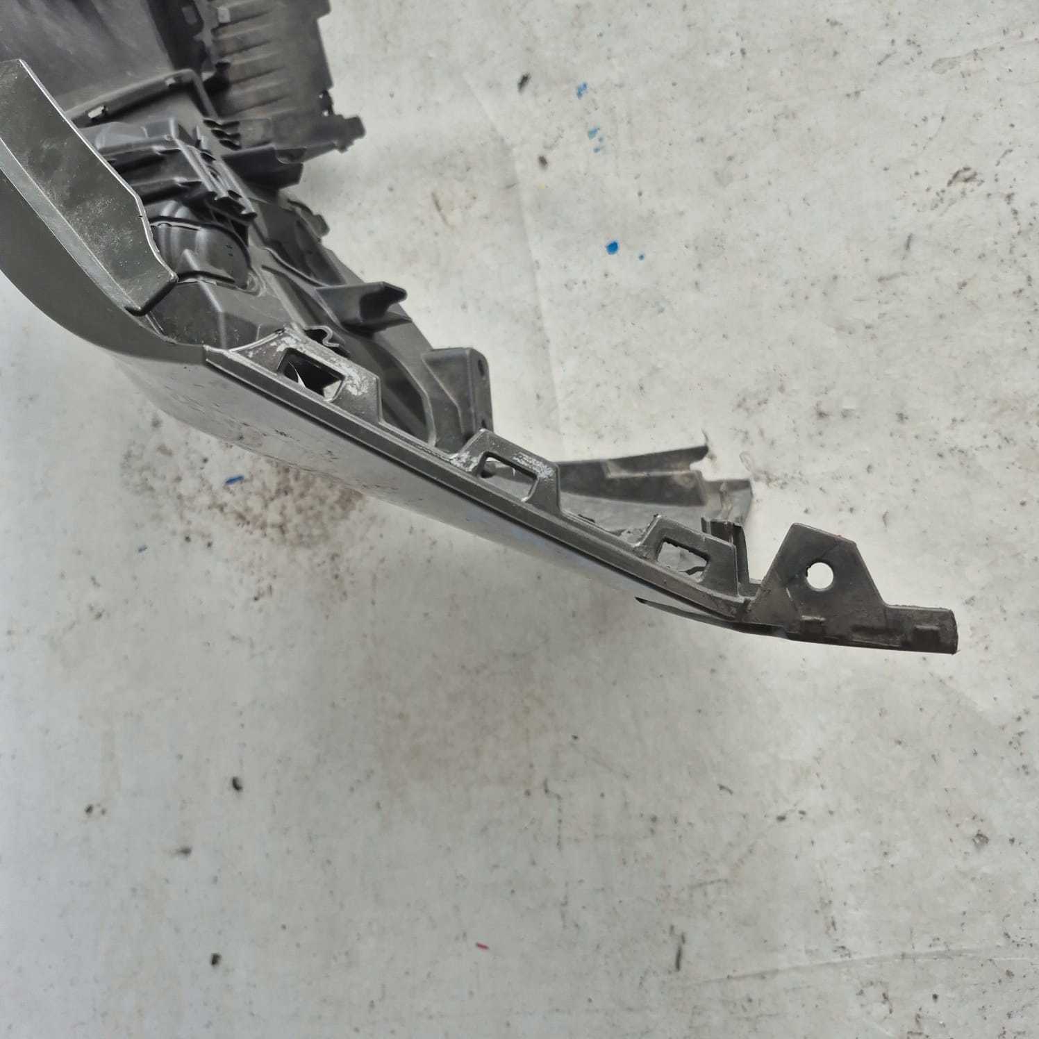 AUDI A1 II 82A CITYCARVER 19- bumper front front