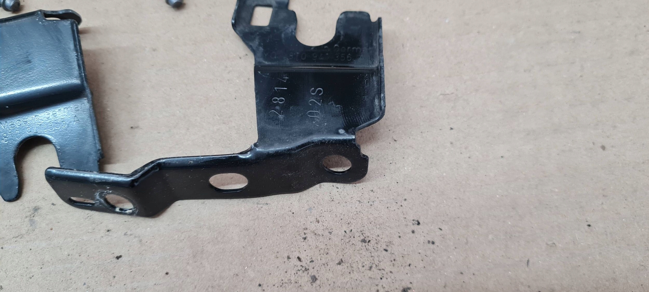 A5 8T LIFT bracket holder lights supports left right KOMPLET A4 B8