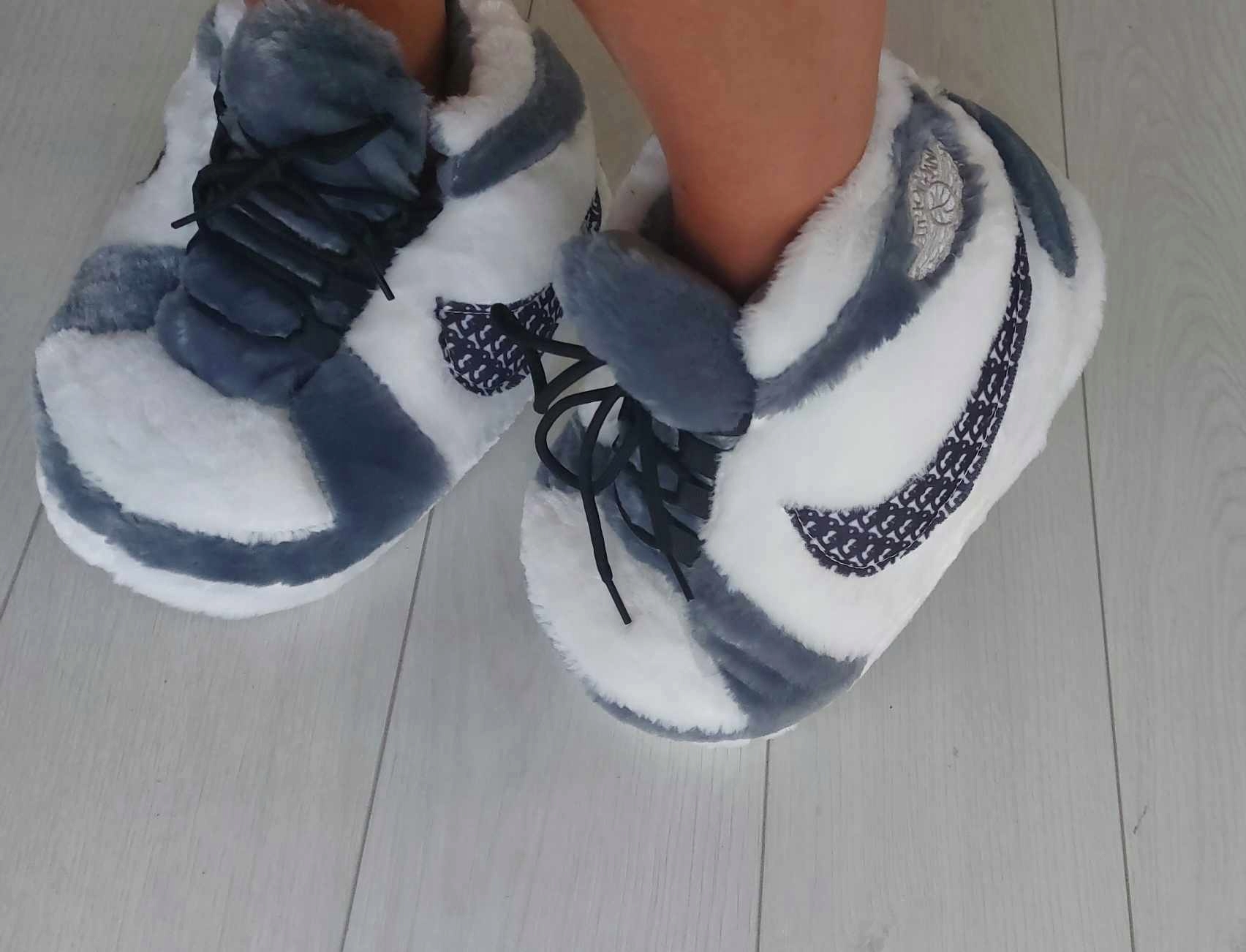 Plyšové papuče Unisex One Size 36/44