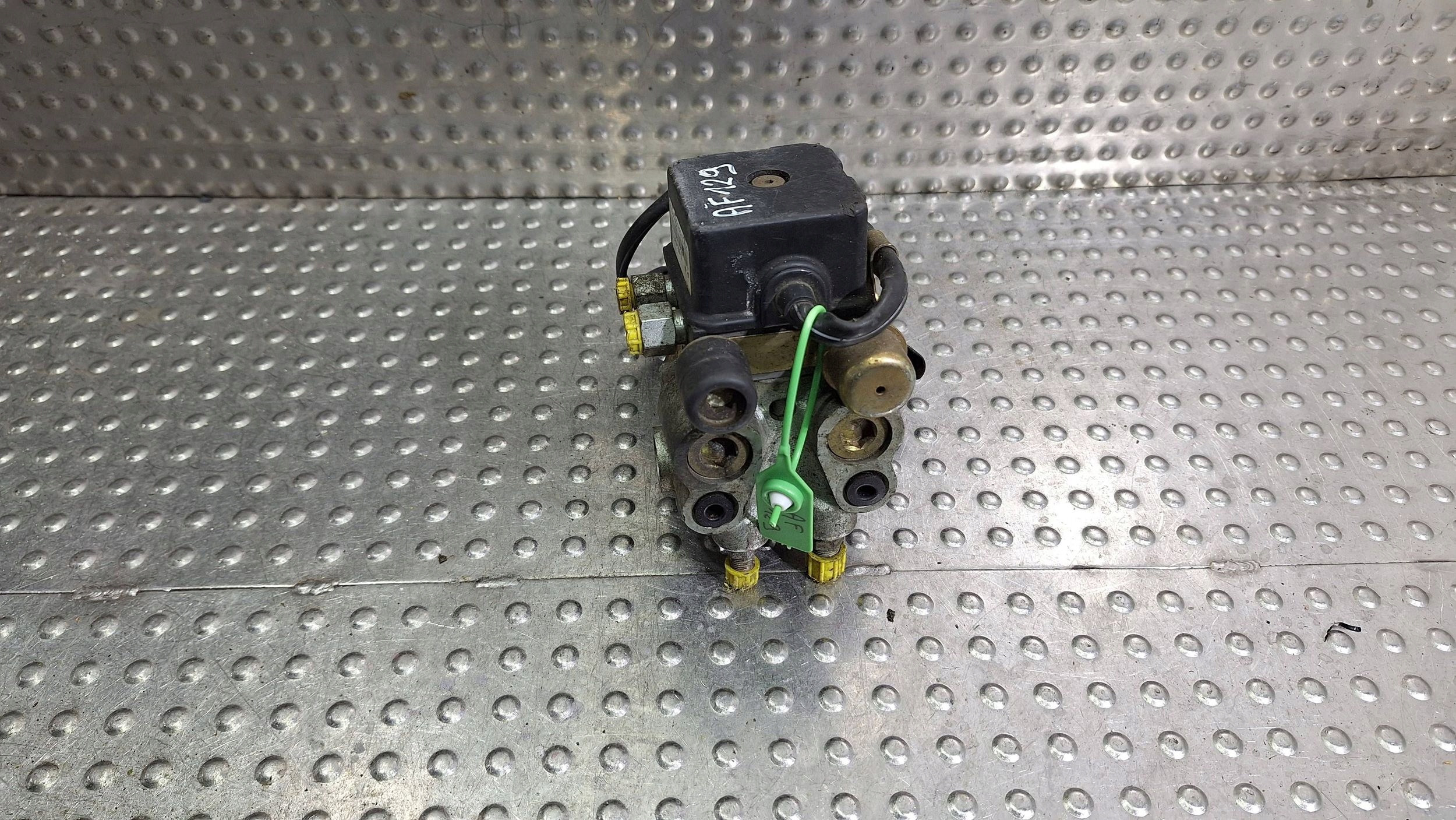pump control unit ABS 92AB-2C219-AB 10.0447-0731.3 FORD ESCORT ORION