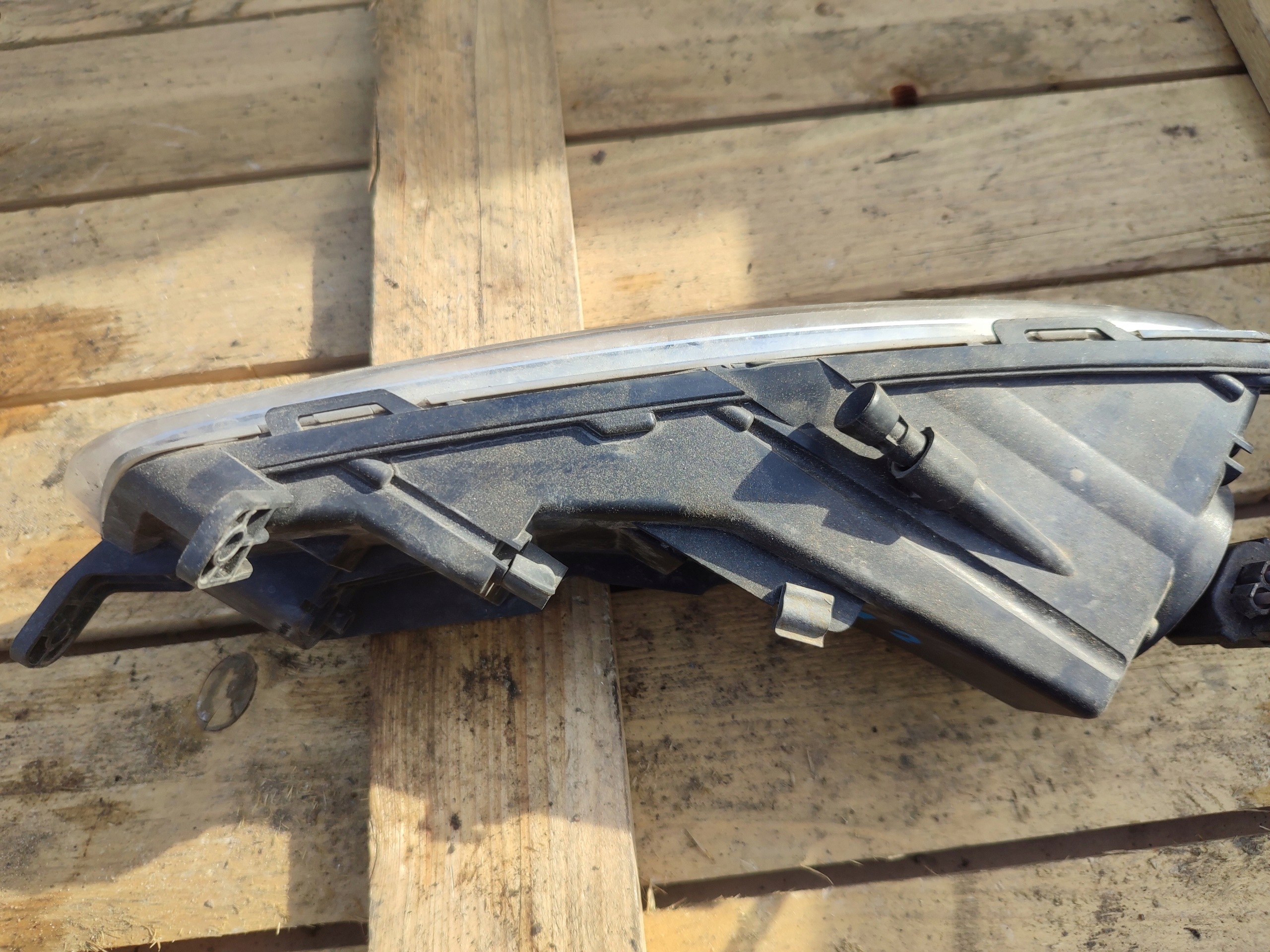 Nebelscheinwerfer links der Stoßstange vorne VW PASSAT CC 3C8941699