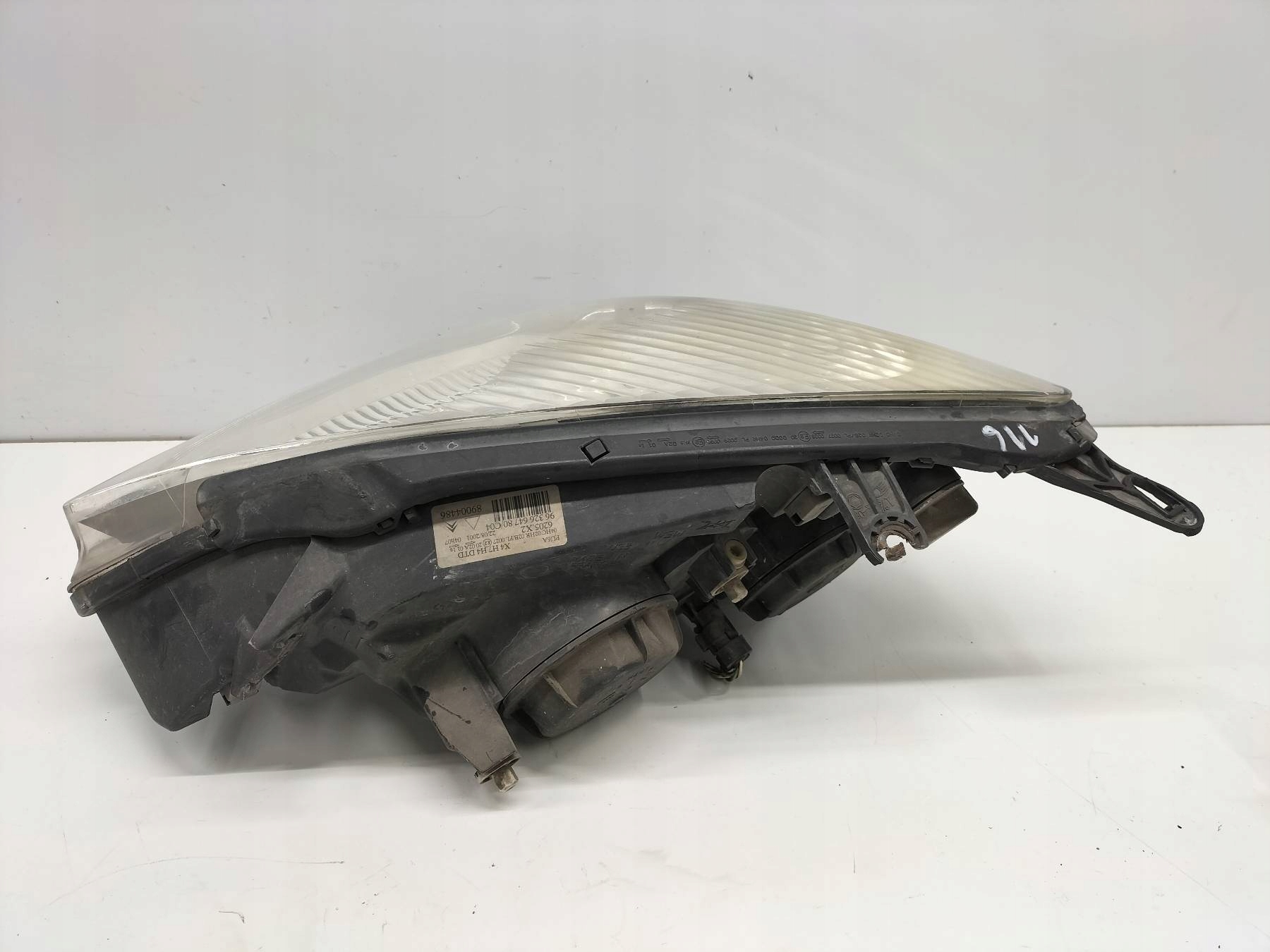 light front right EUROPA 9632664780 Citroen C5 and (2001-2007)