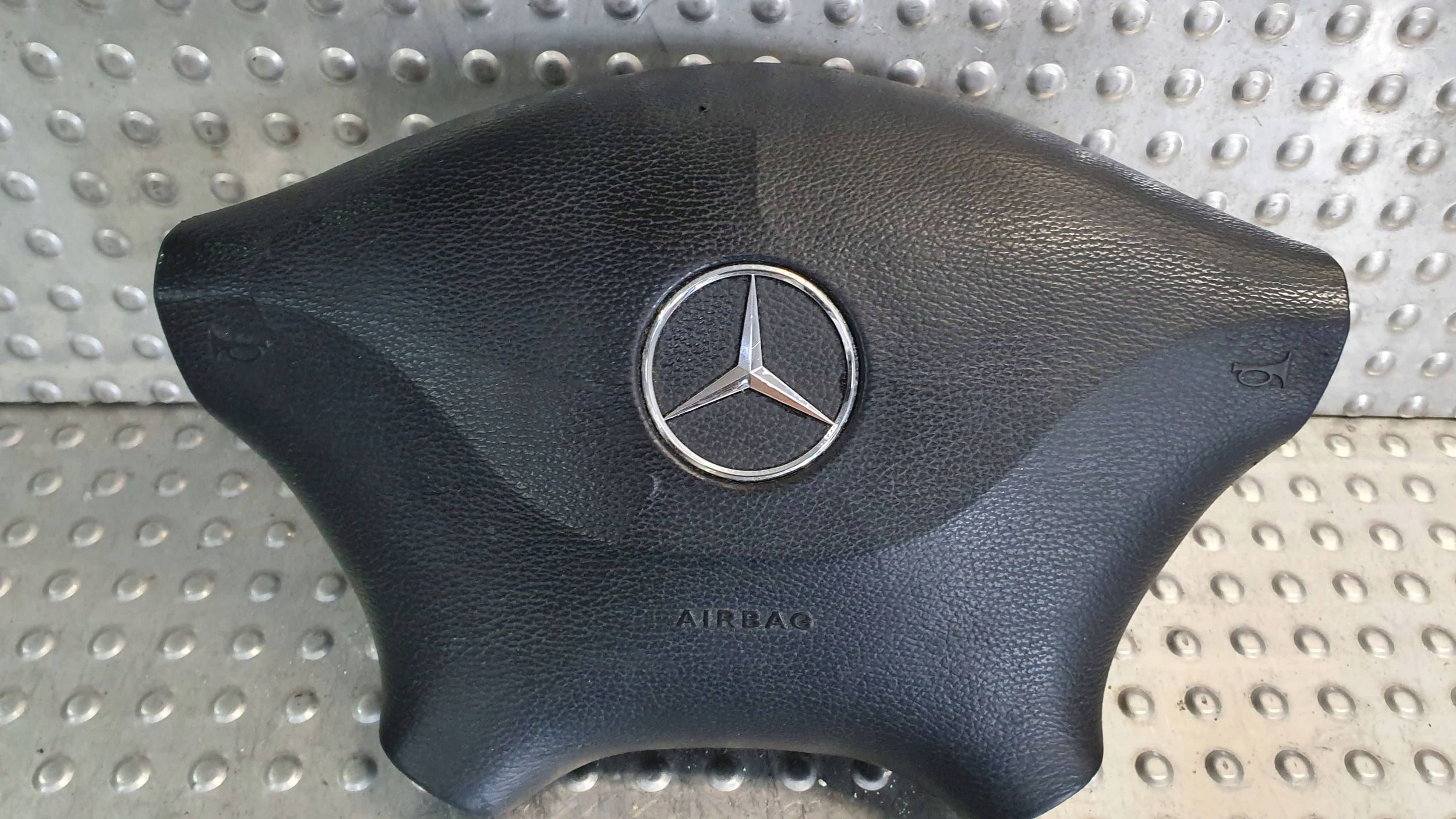 Airbag Deckel AIRBAG MERCEDES SPRINTER W906 06- A9068601202