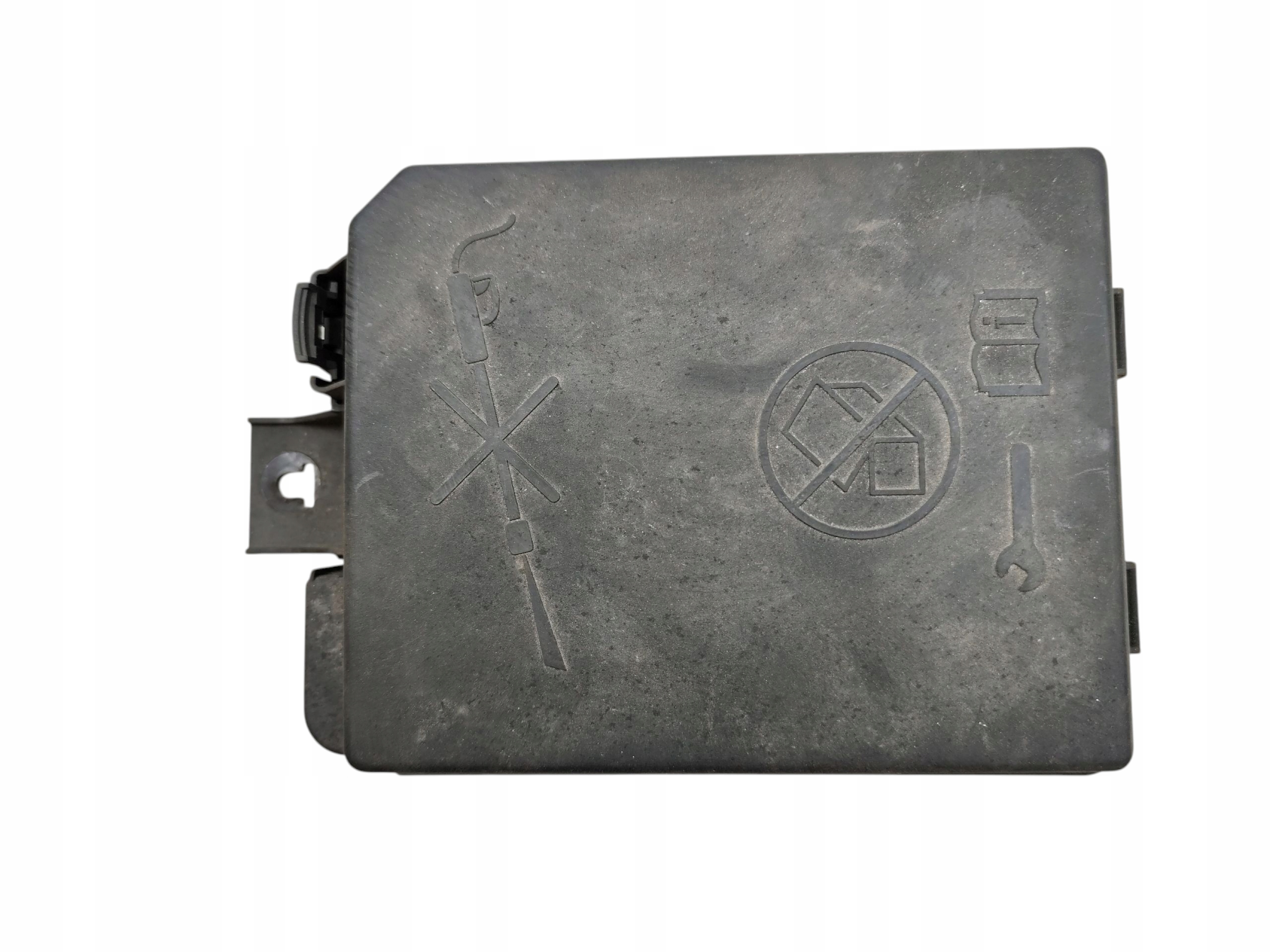 Boîte Module fusibles OPEL MOKKA X 42397194