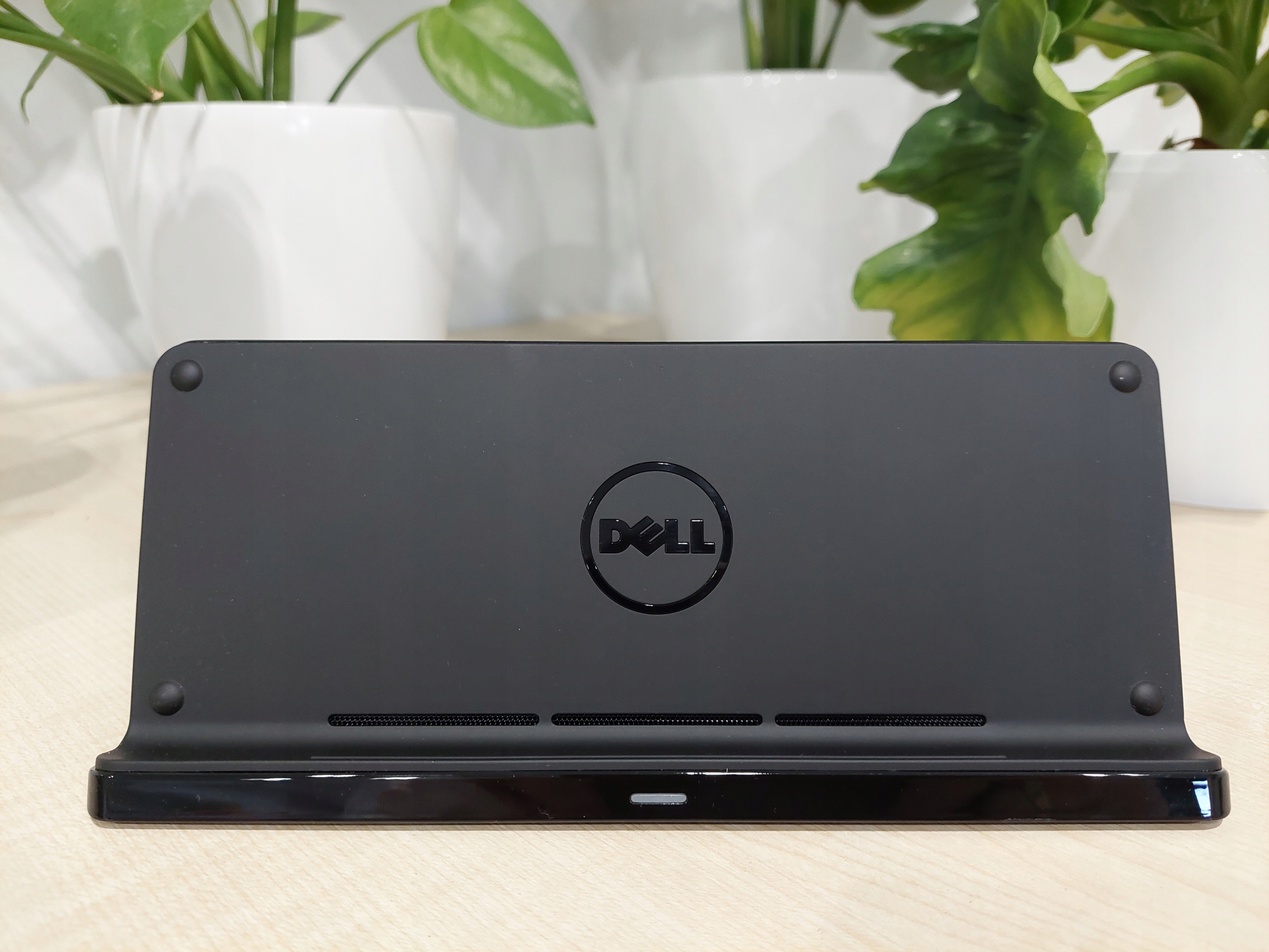 Stacja dokująca Dell K01T do tableta Dell Venue 8 Producent Dell