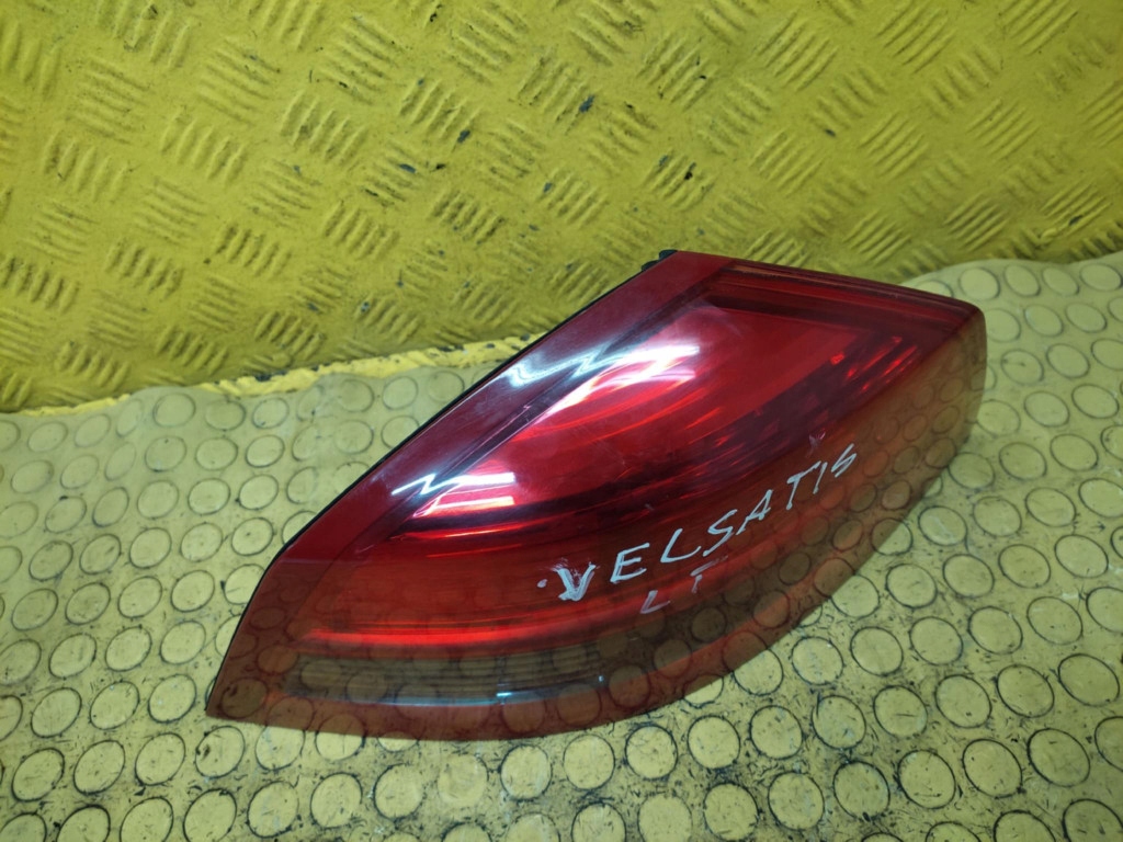 RENAULT VEL SATIS light left rear part 8200014359