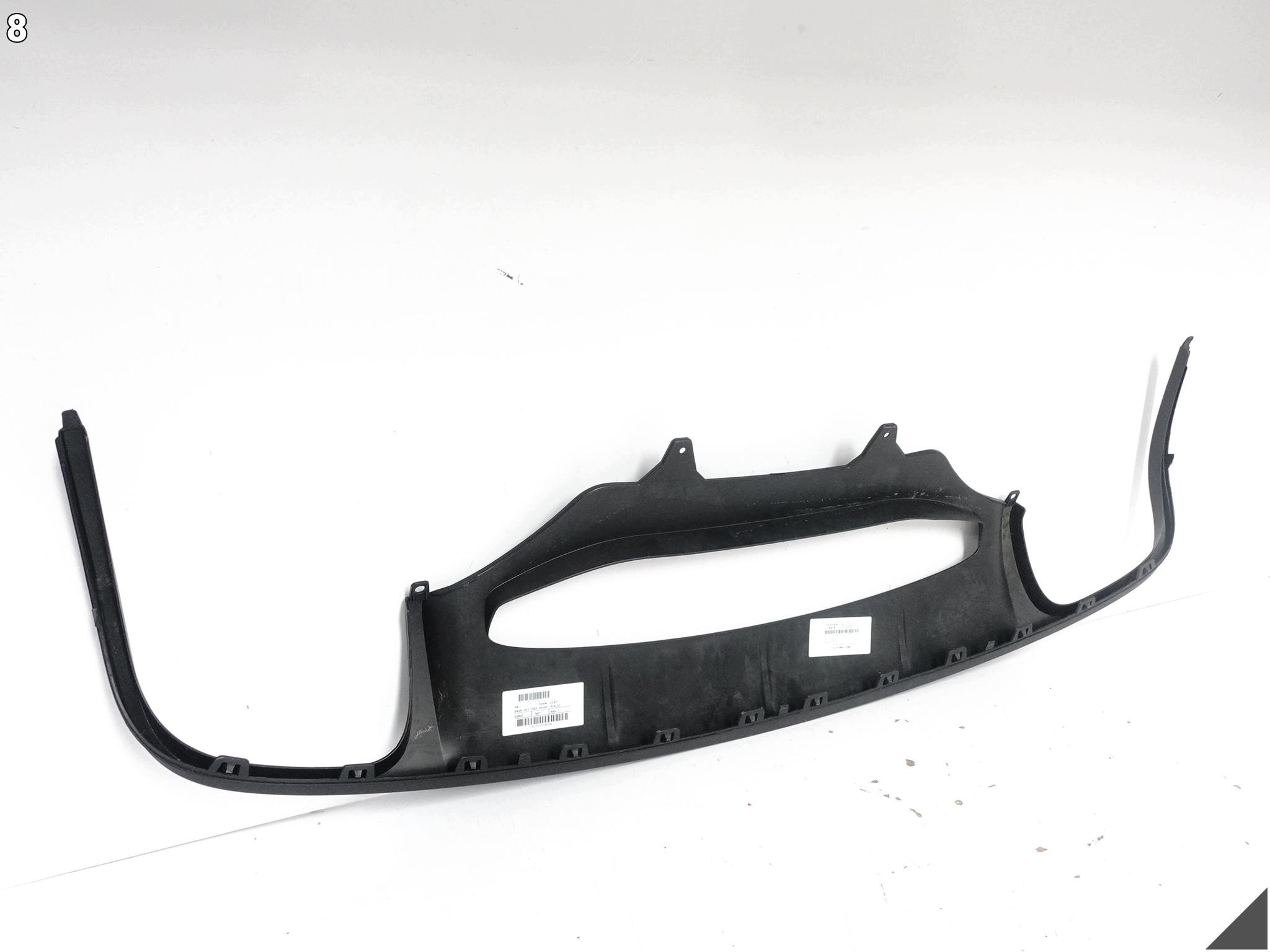 PORSCHE MACAN and 1 95B 14-18 diffuser SPOILER moulding W bumper rear part 95B807834M