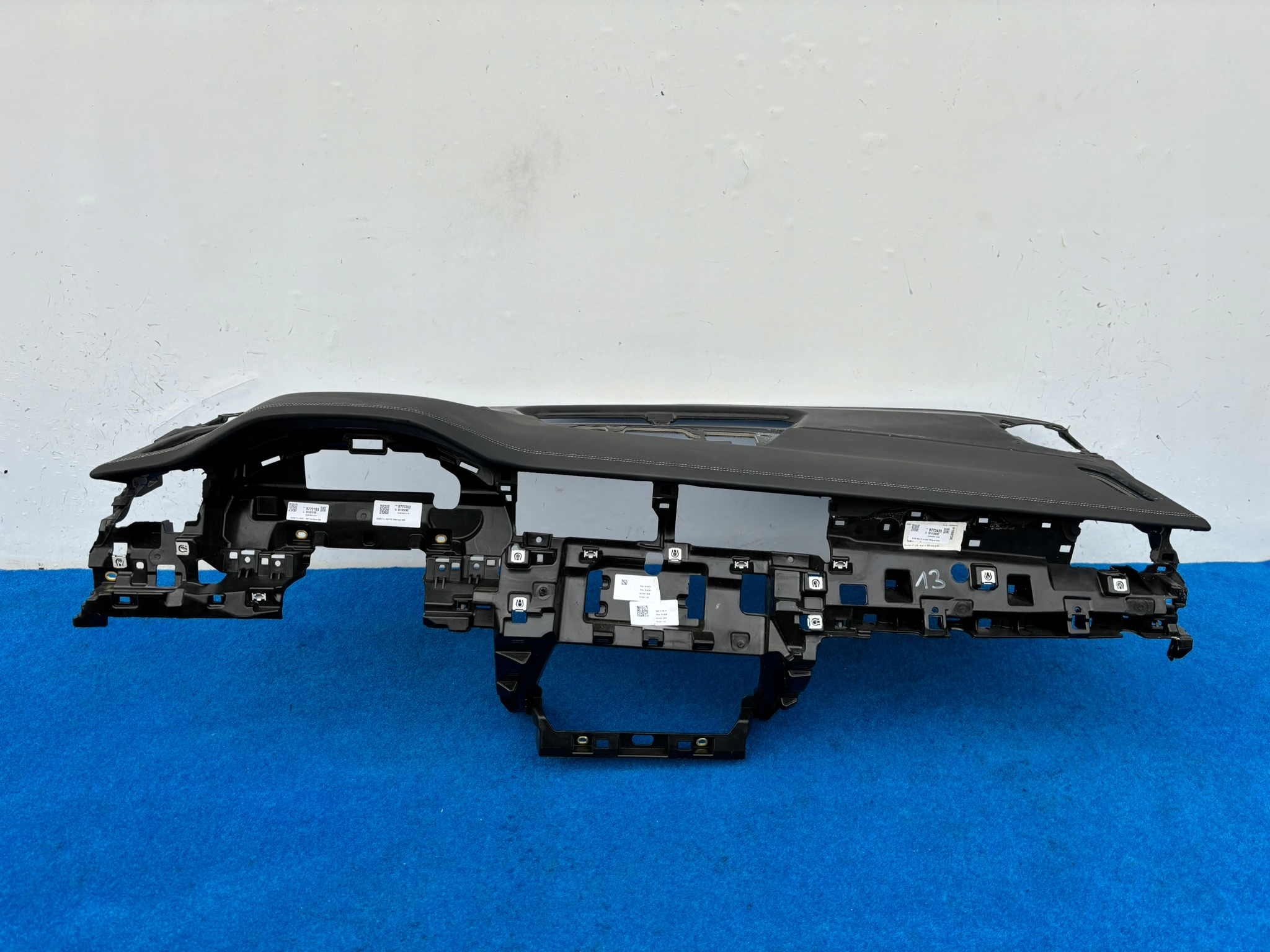 AUDI Q8 4M8 dashboard instrument panel console cockpit HUD 4M8857033 NR13