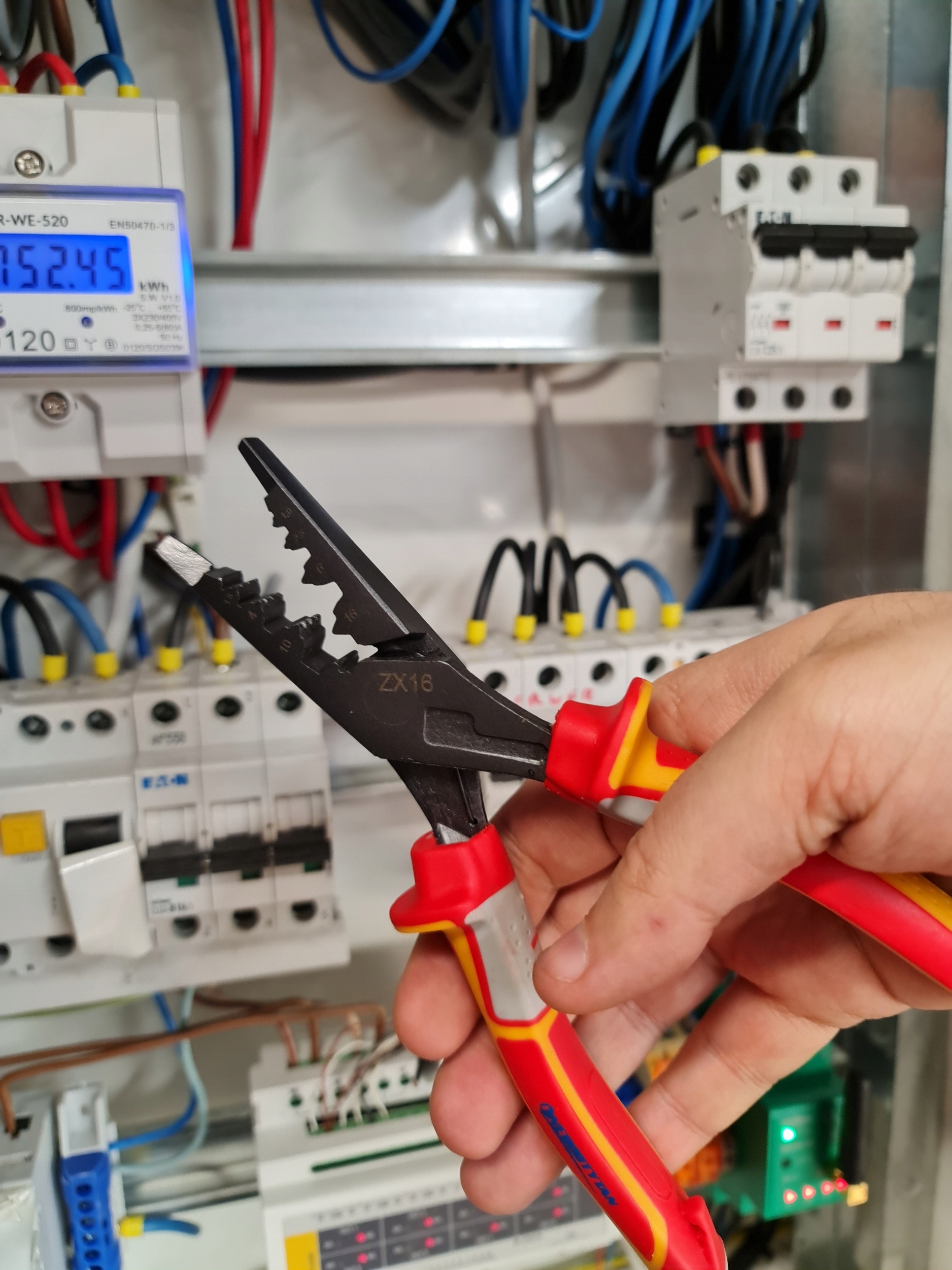 Zaciskarka do tulejek PRO 0,5-16 mm2 / PRASKA ENERGOTYTAN POLSKA ZX16 Marka Energotytan