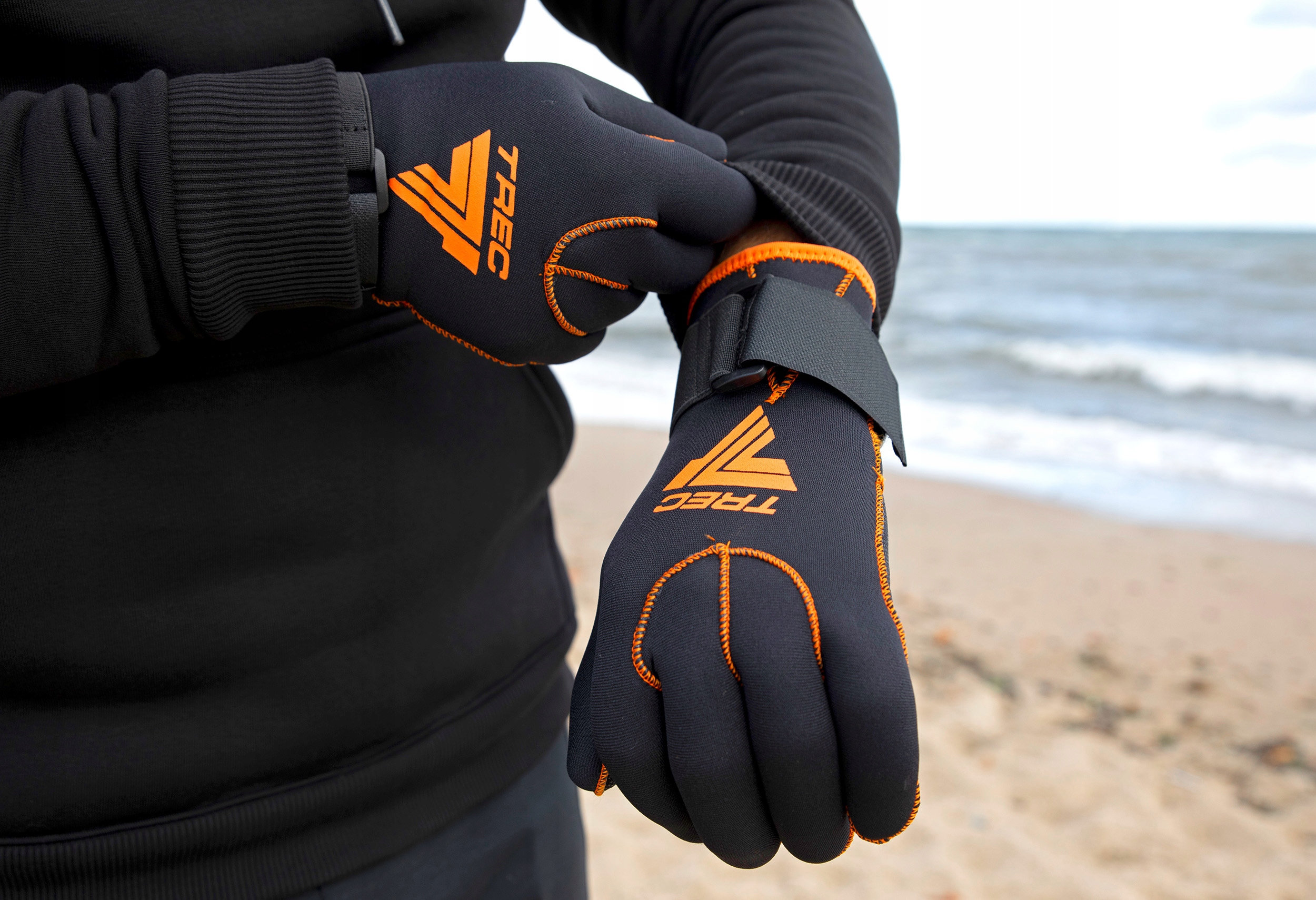 Trec RĘKAWICE DO MORSOWANIA neoprenowe ROZMIAR S Kod producenta RĘKAWICZKI NEOPRENOWE DO MORSOWANIA