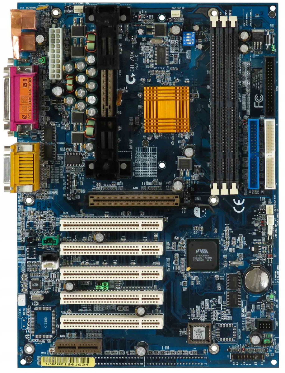 Gigabyte GA-7VX Slot-a Sdram Agp Pci Isa Amr Via KX133 Amd K7
