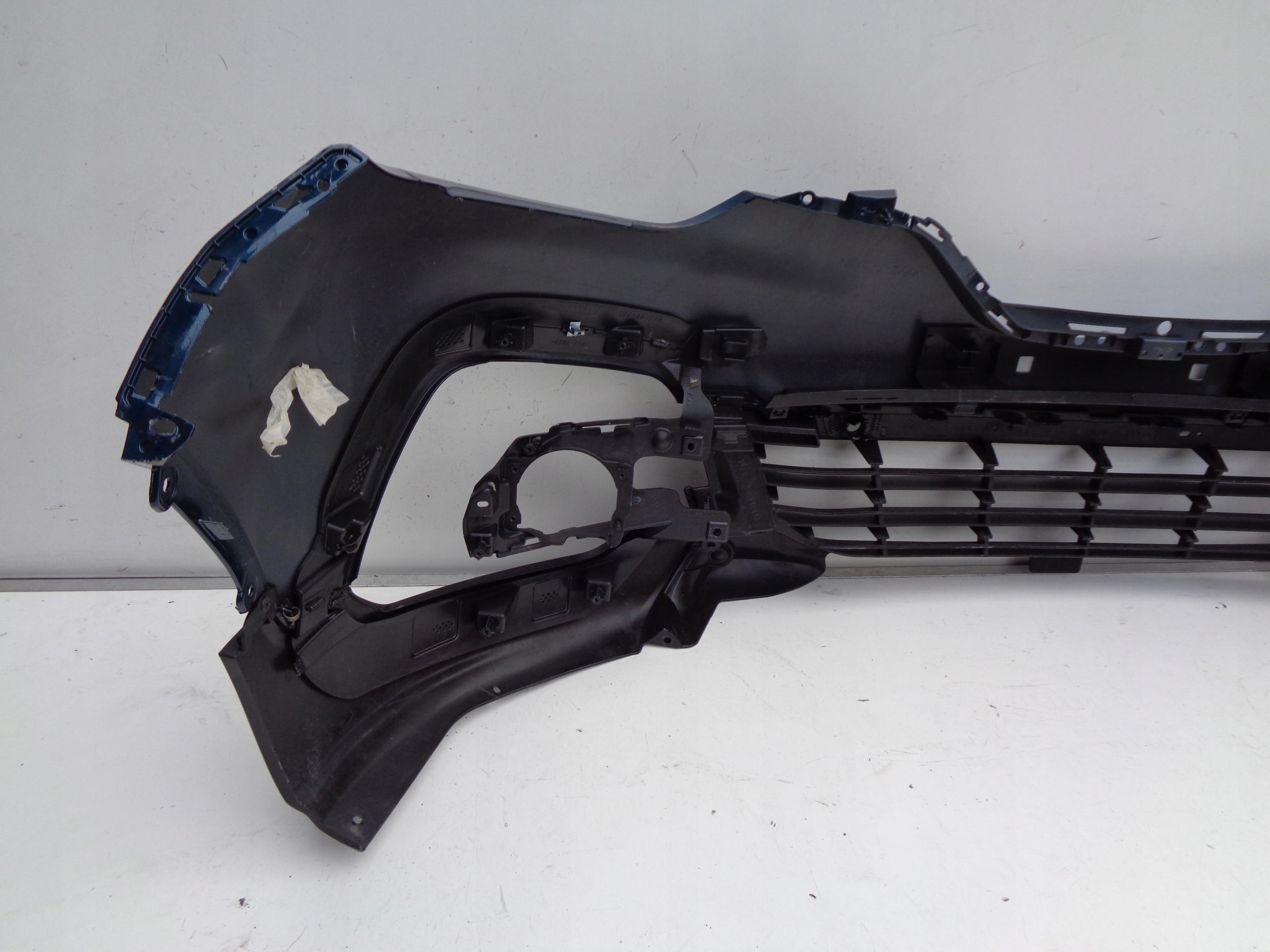 ZDERZAK PRZEDNI RENAULT CAPTUR 17- LIFT NR 21417 Producent części Renault OE