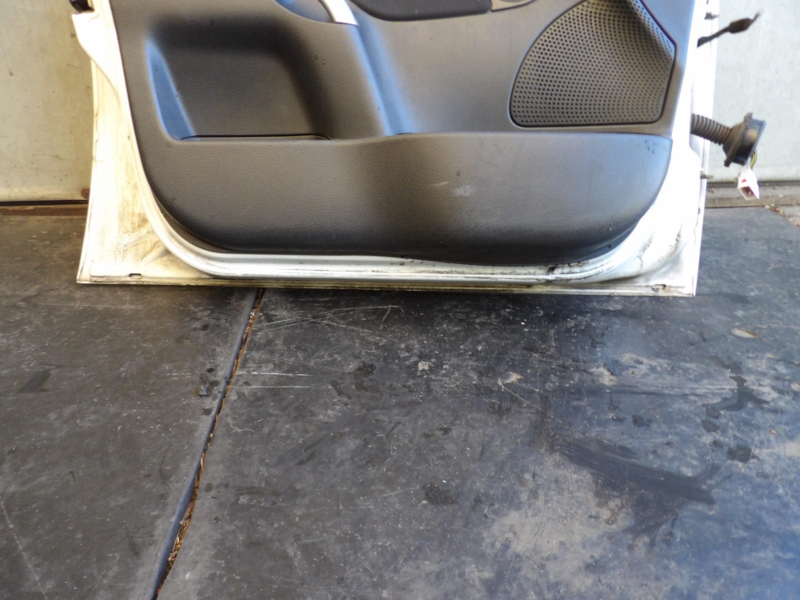 Citroen C3 door front left EWPA