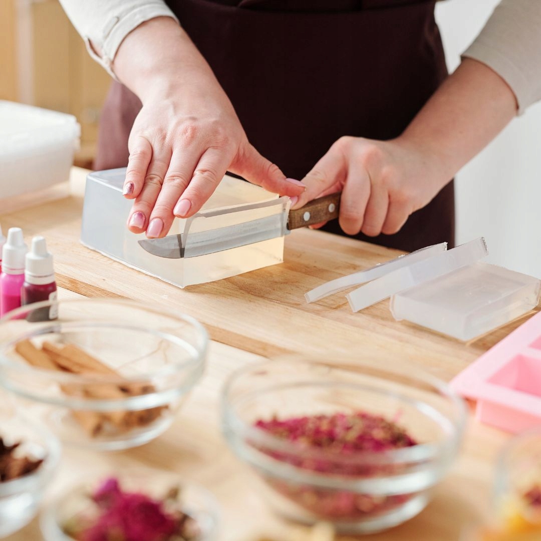 DUŻY zestaw do robienia mydełek glicerynowych 50el Marka inna marka