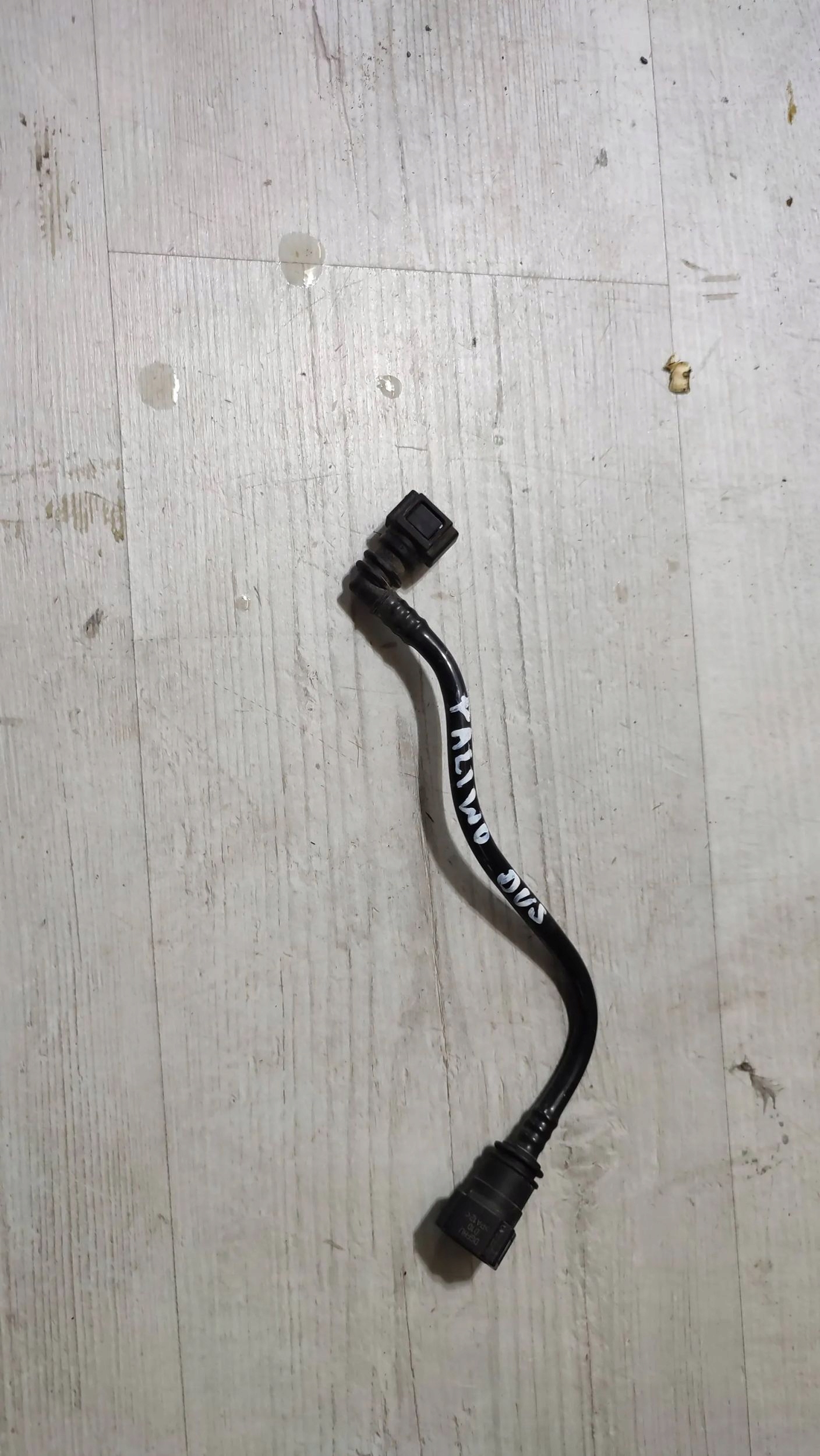 Dacia Duster II 17r 1.2 fuel line
