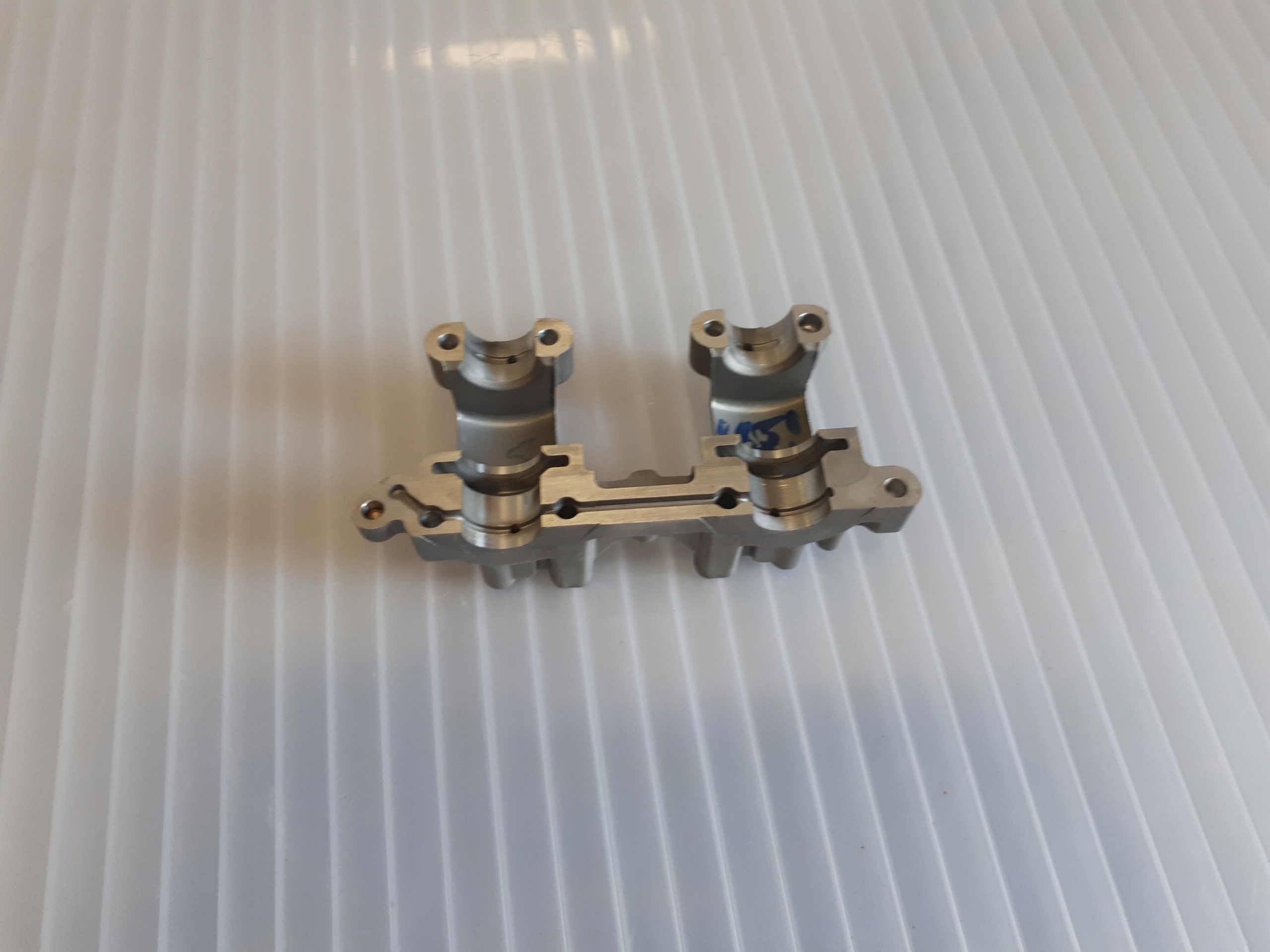 POLARIS SPORTSMAN 570 mocowanie podstawa wałków OE Producent Polaris