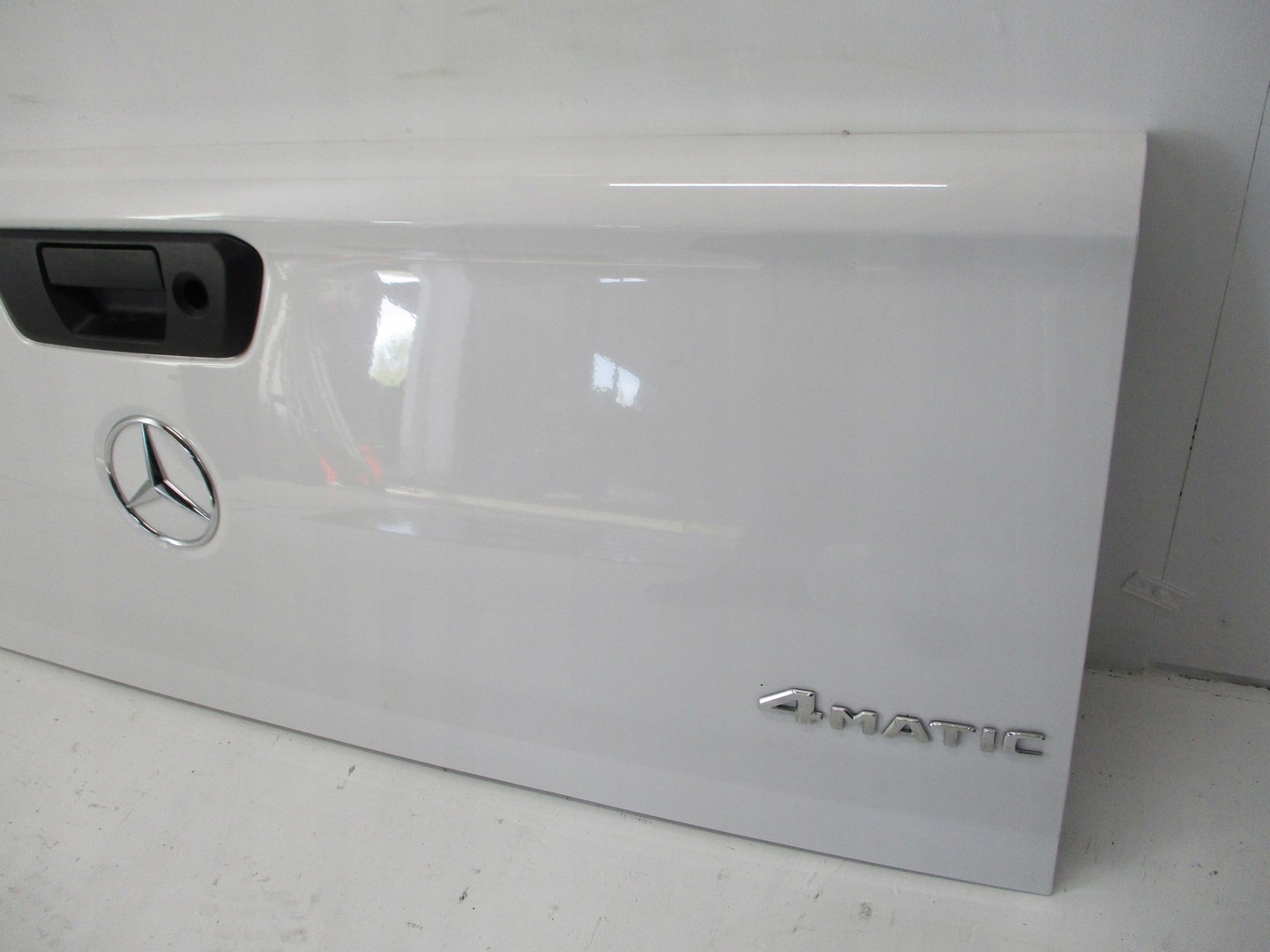 Klapa burta MERCEDES X KLASA 470 TYŁ TYLNA Numer katalogowy części XX