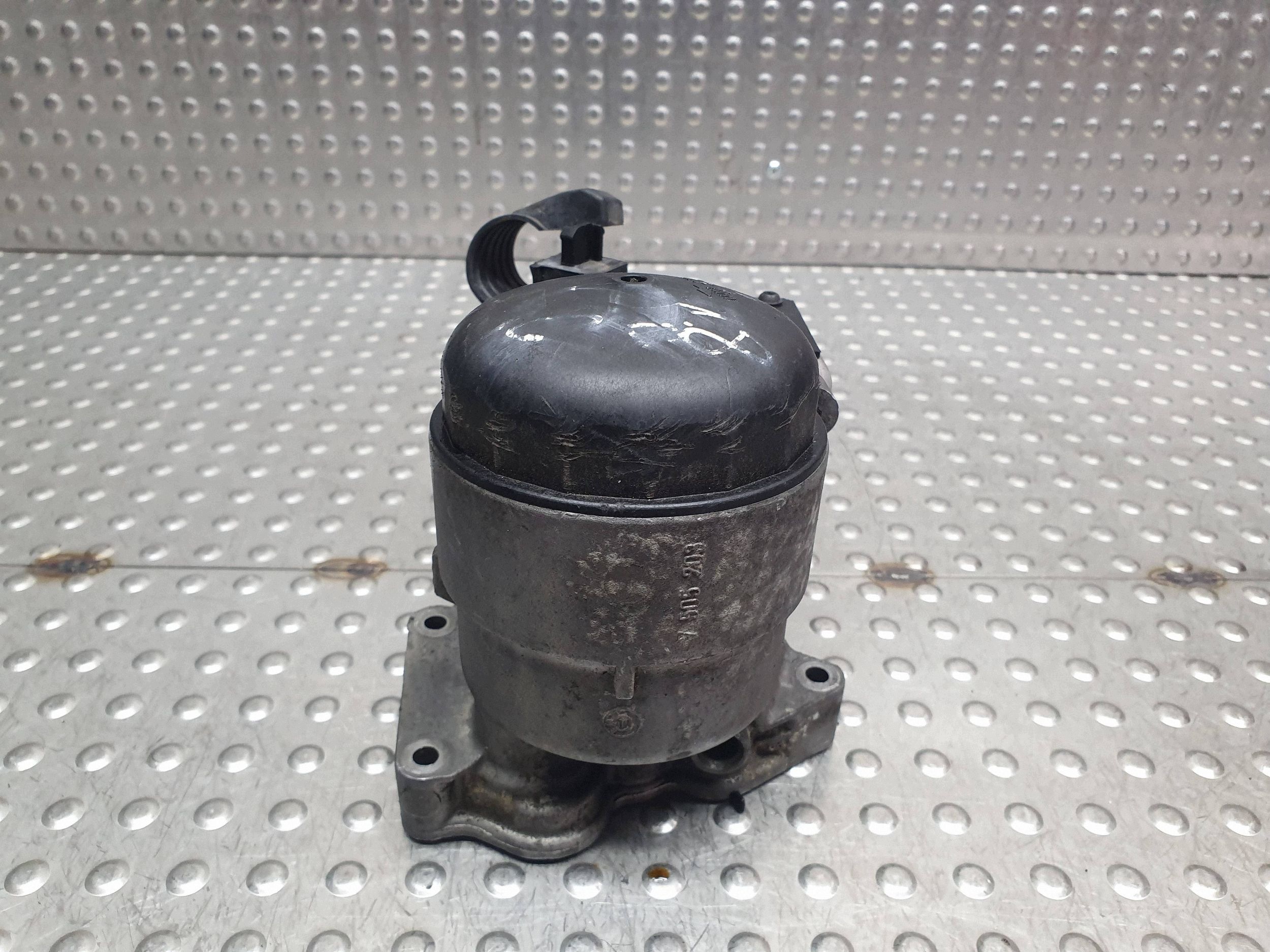 Ölfiltergehäuse 7505203 BMW E53 E60 E61 E46 E39 2.2 2.5 3.0 M54 M52