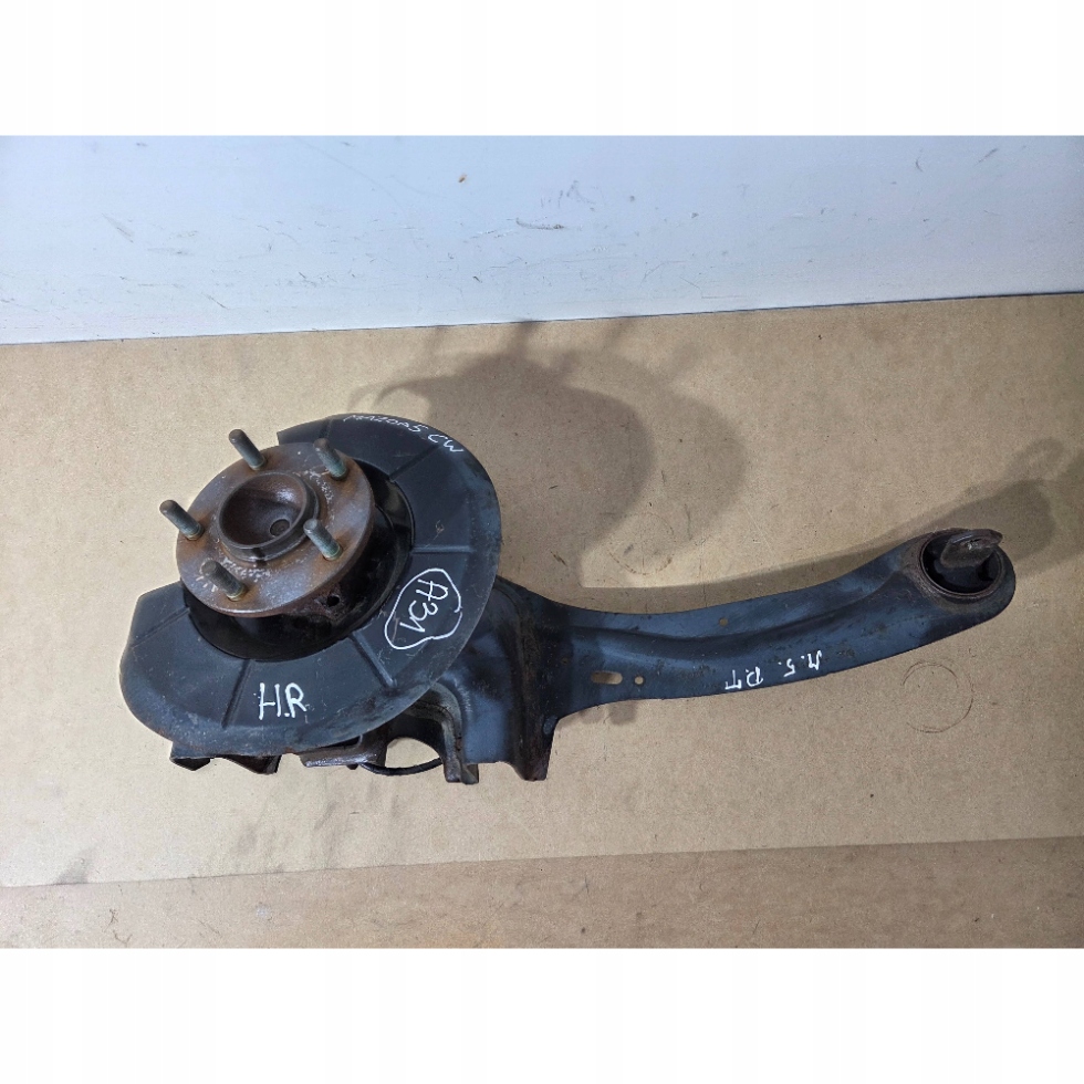 Mazda 5 CW swing rear right (A31)