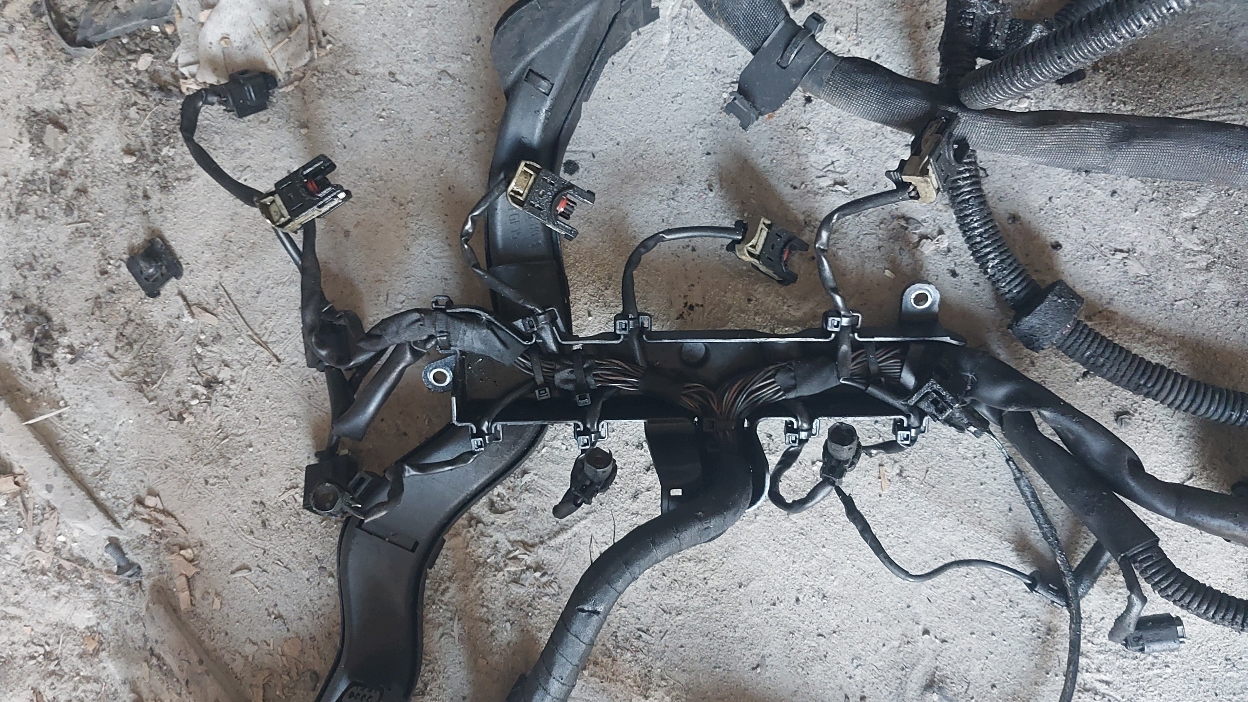 bundle electrical of the engine MERCEDES W204 2,2 CDI 08-> R. 6461501820 DELPHI