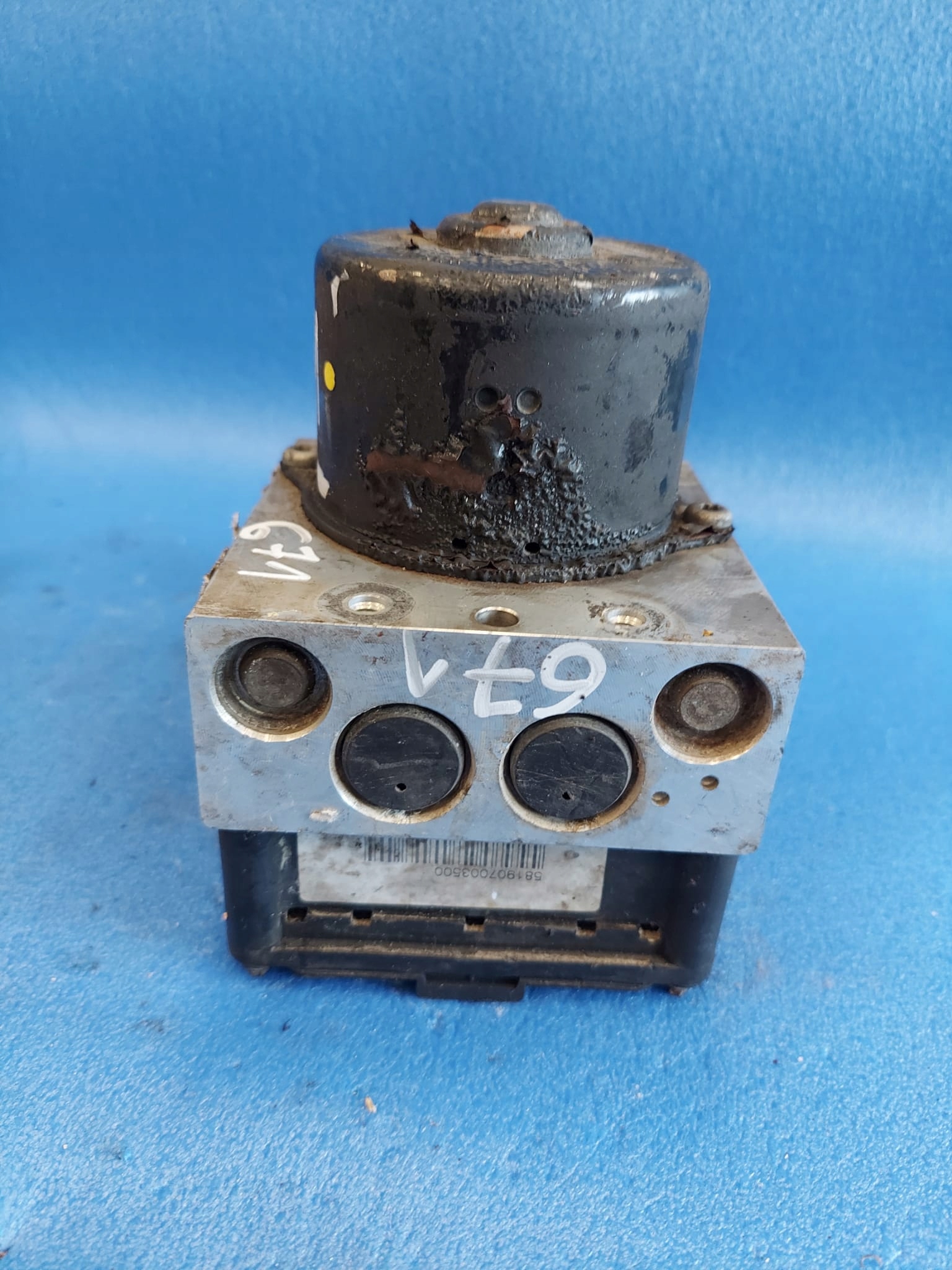 Pumpa ABS FOCUS 98AG-2M110-CA