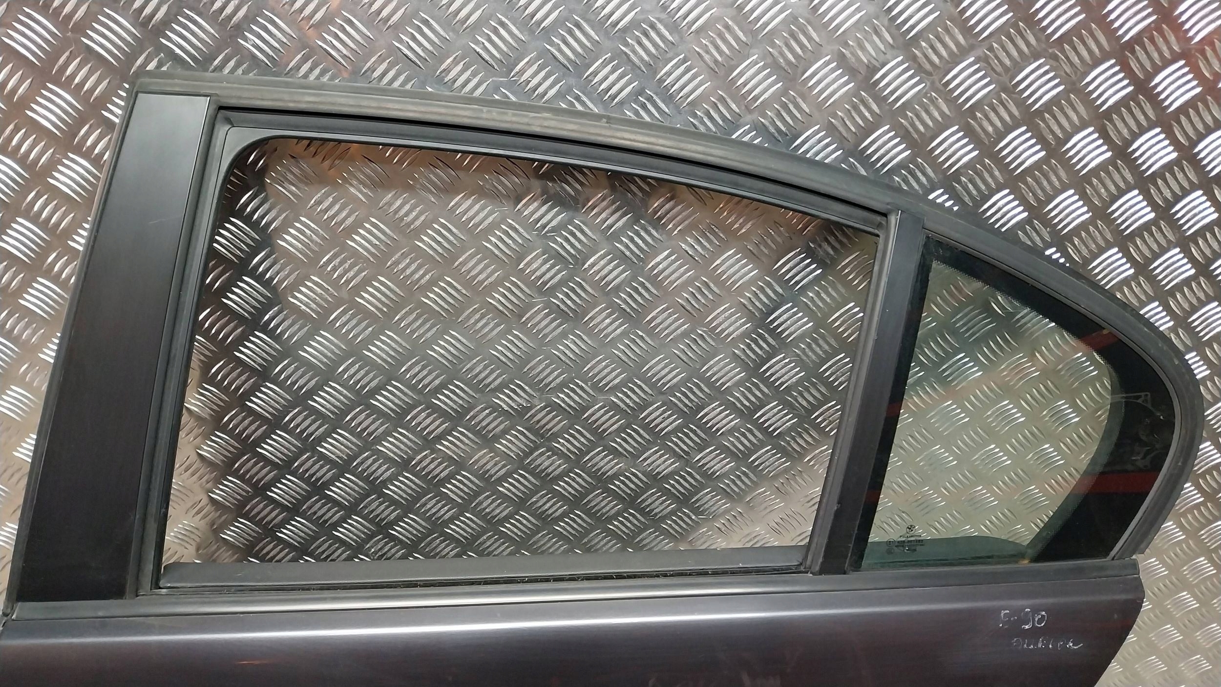 door rear part left BMW 3 E90 04