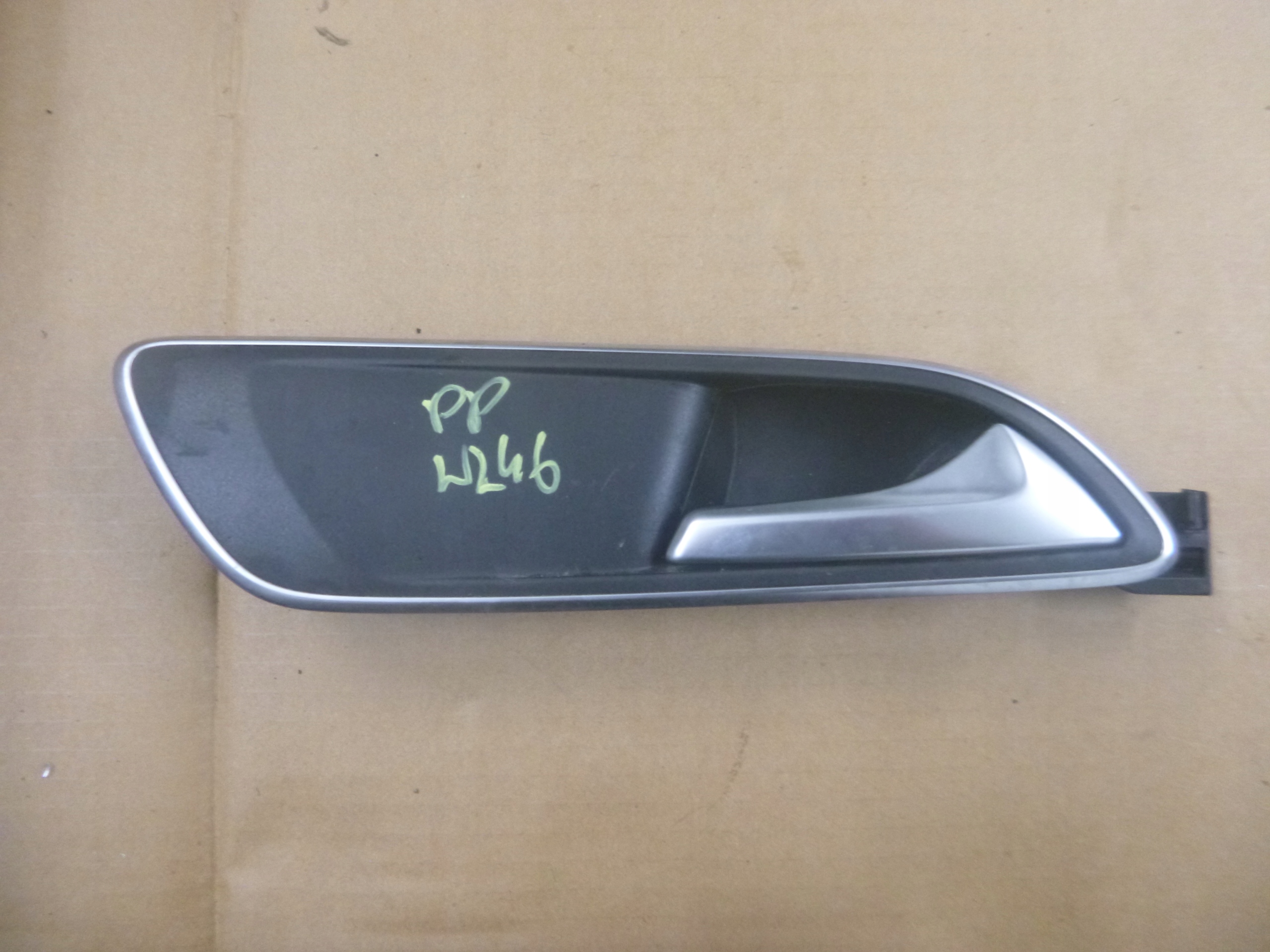 MERCEDES B KLASA W246 handle inner right front A2467201248